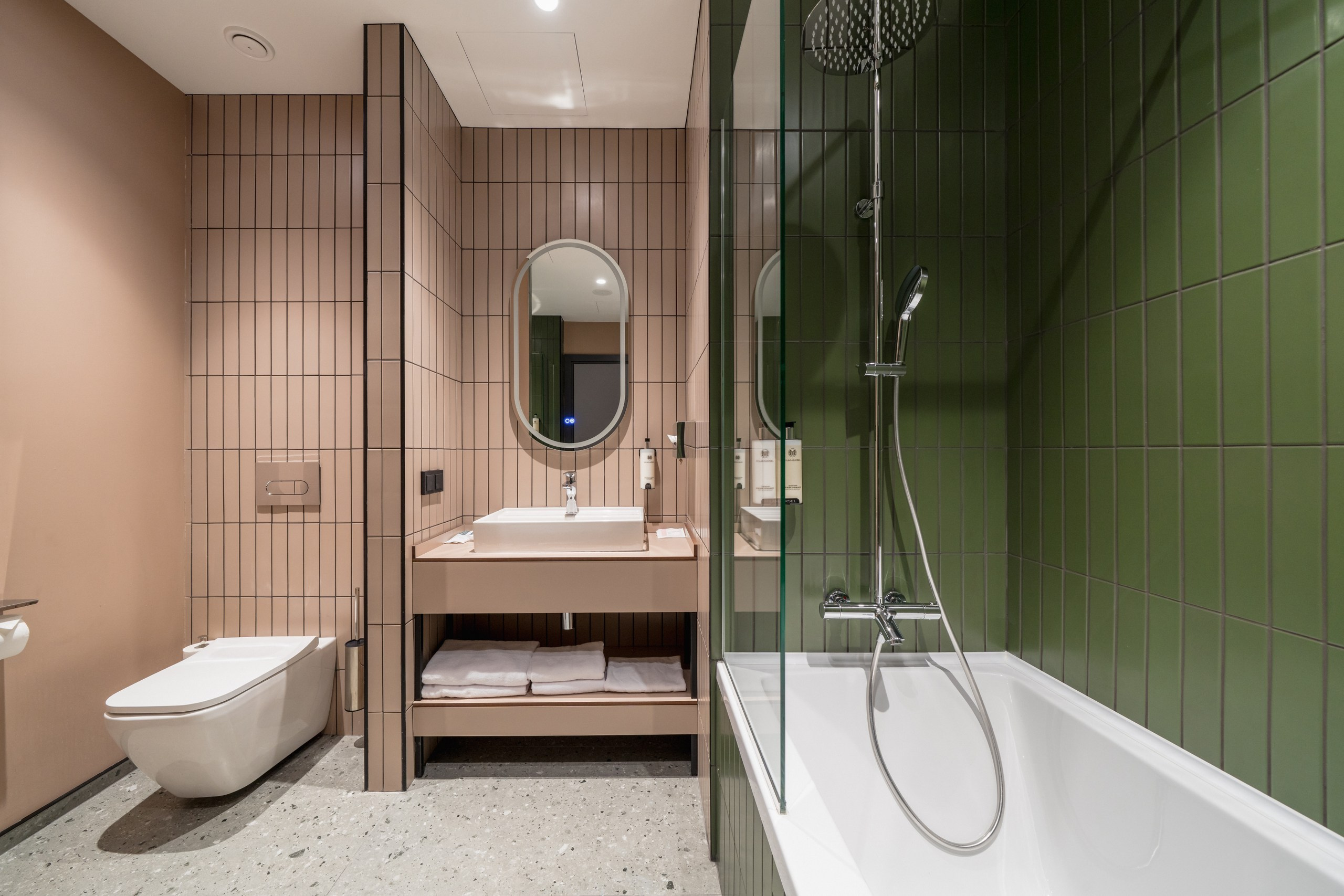 Chernaya Smorodina Skolkovo Hotel. Svyatoslav Bunkov | photographer