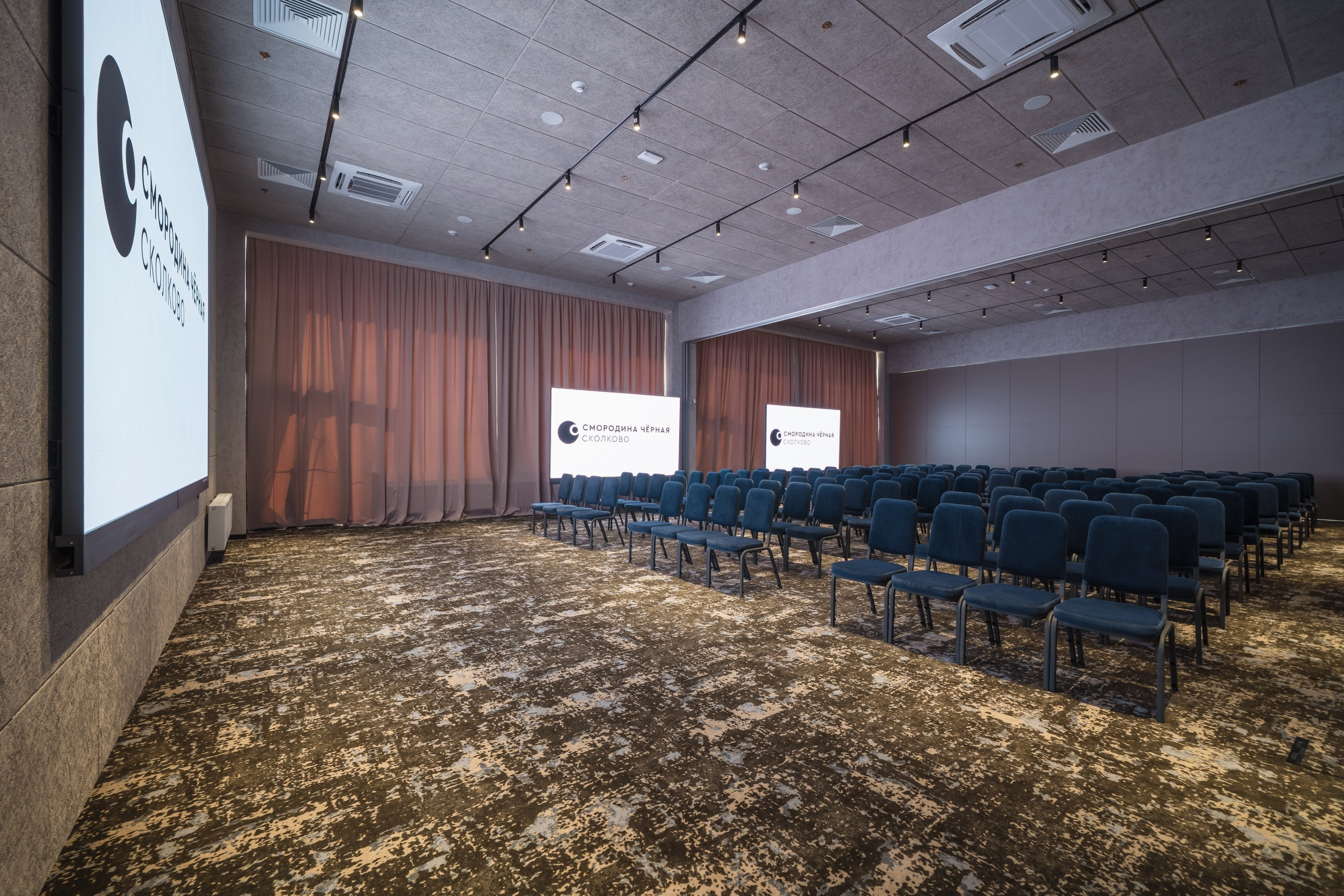 Chernaya Smorodina Skolkovo Hotel. Svyatoslav Bunkov | photographer