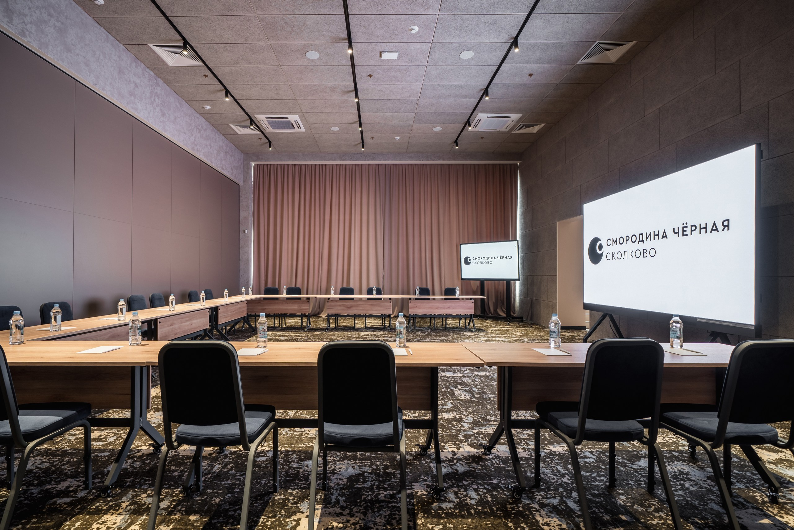 Chernaya Smorodina Skolkovo Hotel. Svyatoslav Bunkov | photographer