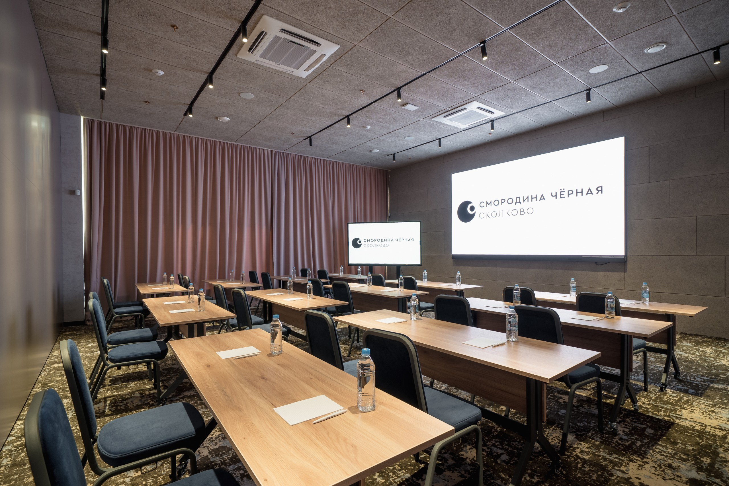 Chernaya Smorodina Skolkovo Hotel. Svyatoslav Bunkov | photographer
