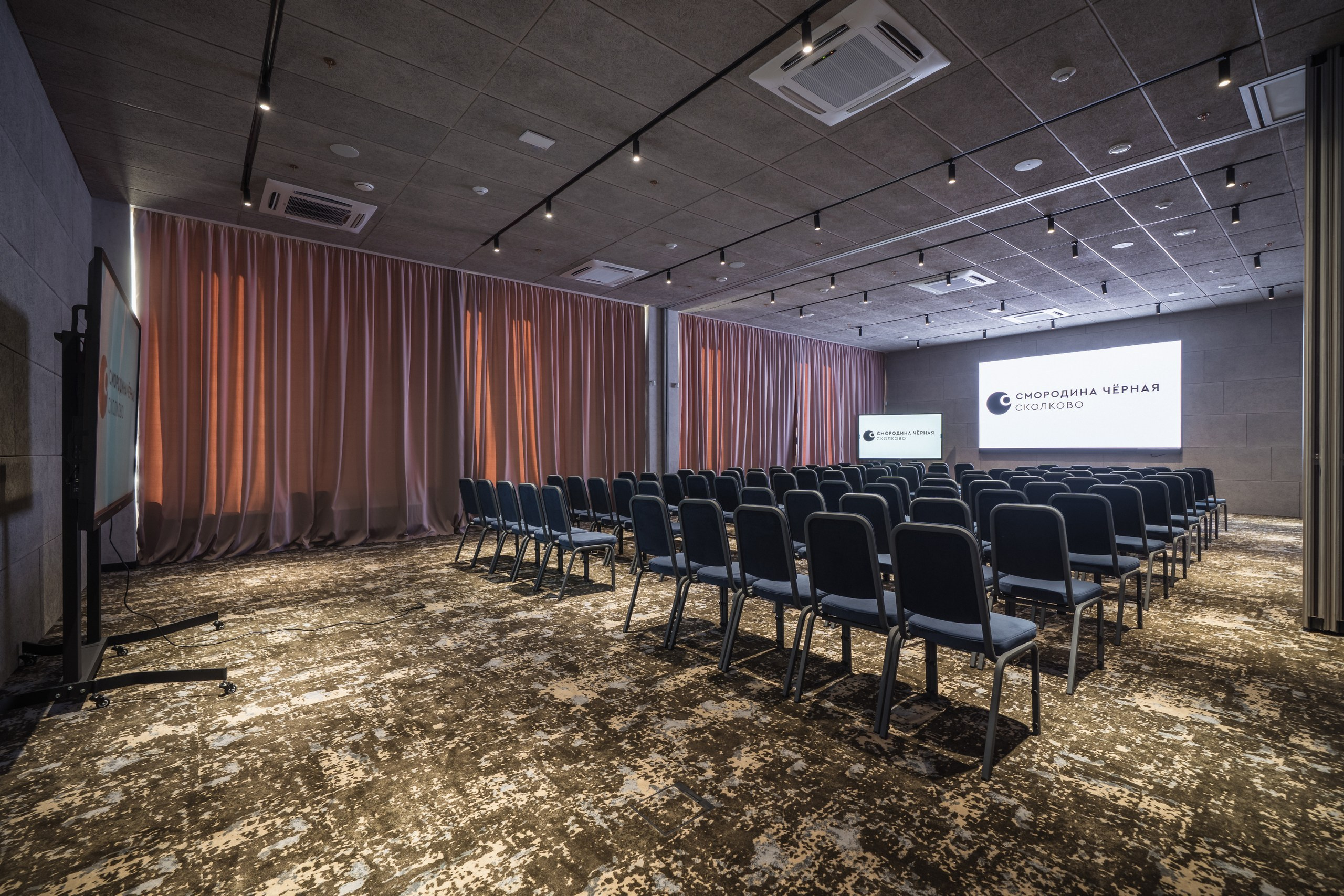 Chernaya Smorodina Skolkovo Hotel. Svyatoslav Bunkov | photographer
