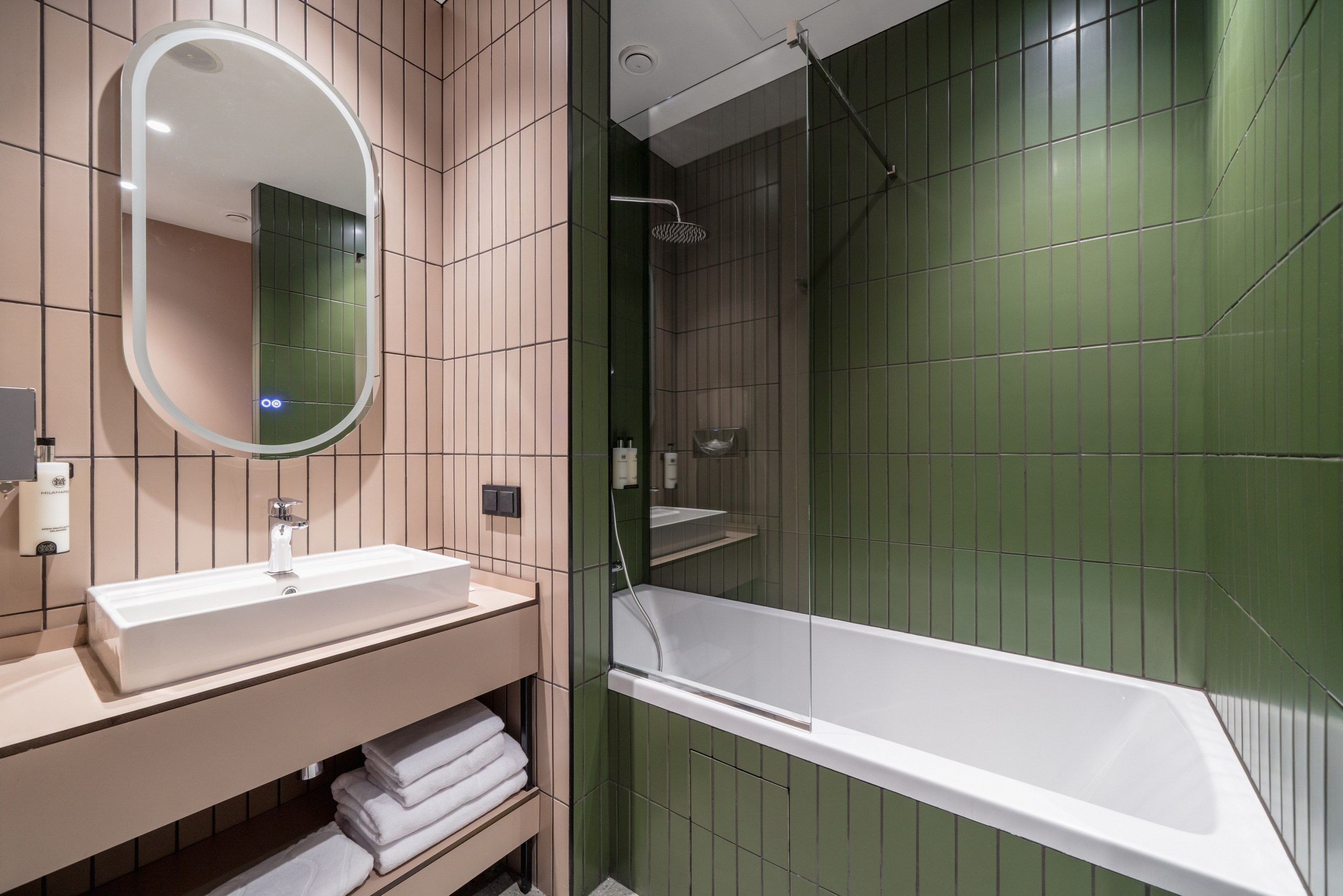 Chernaya Smorodina Skolkovo Hotel. Svyatoslav Bunkov | photographer