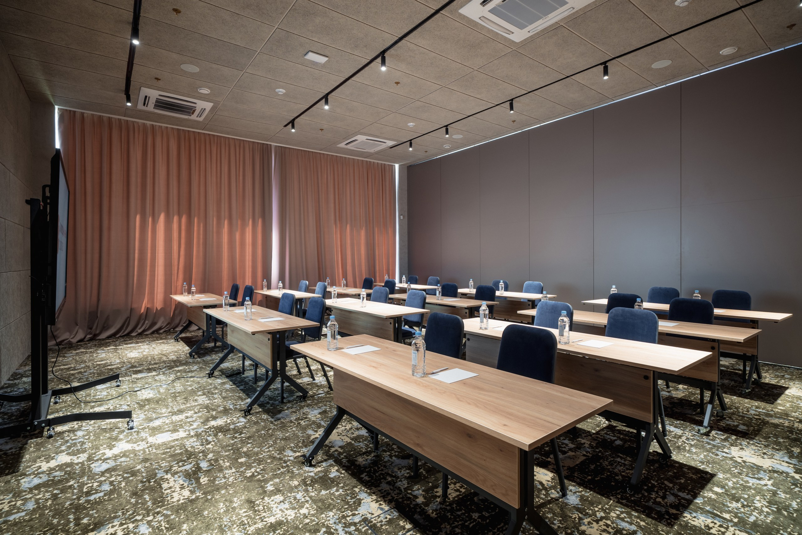 Chernaya Smorodina Skolkovo Hotel. Svyatoslav Bunkov | photographer