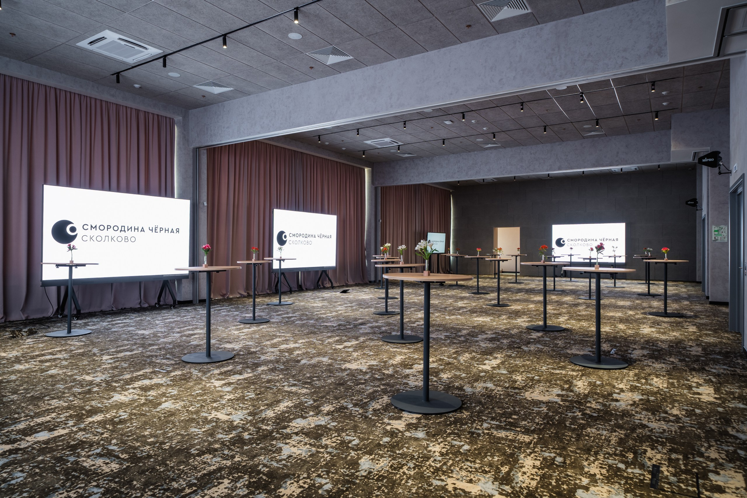 Chernaya Smorodina Skolkovo Hotel. Svyatoslav Bunkov | photographer
