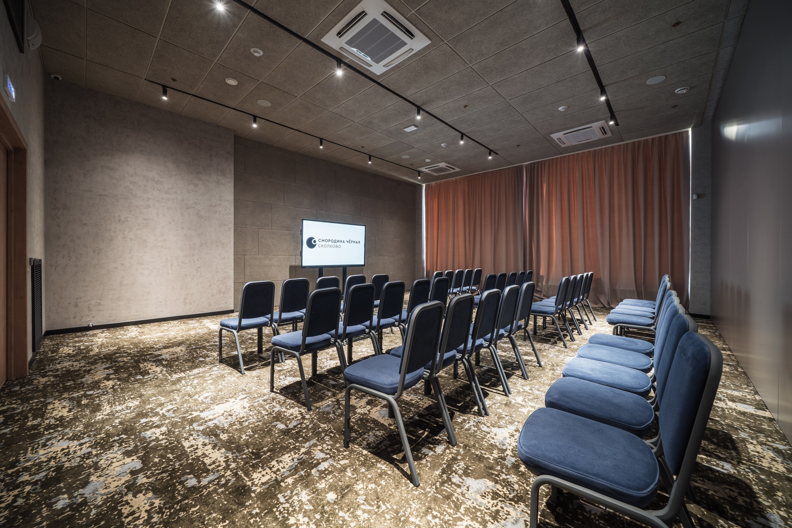 Chernaya Smorodina Skolkovo Hotel. Svyatoslav Bunkov | photographer