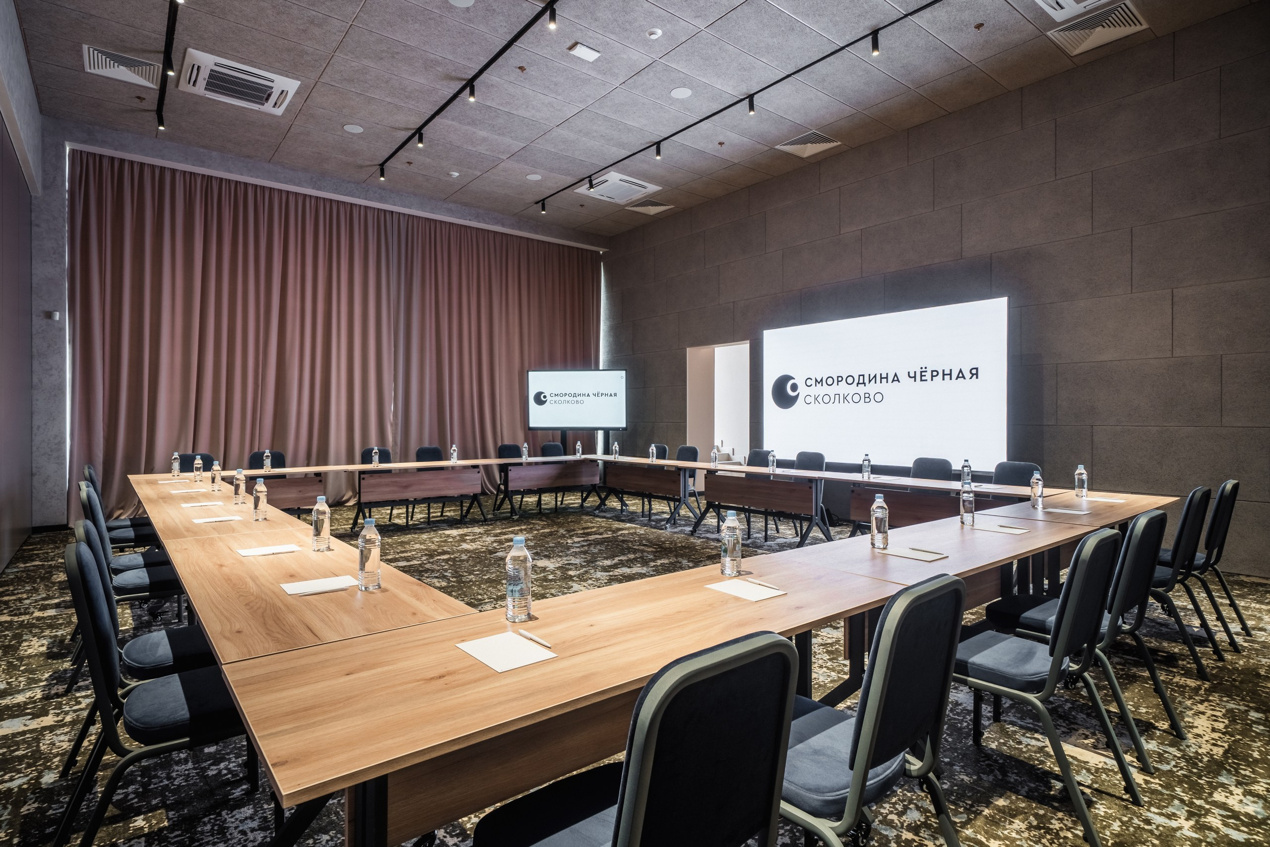 Chernaya Smorodina Skolkovo Hotel. Svyatoslav Bunkov | photographer
