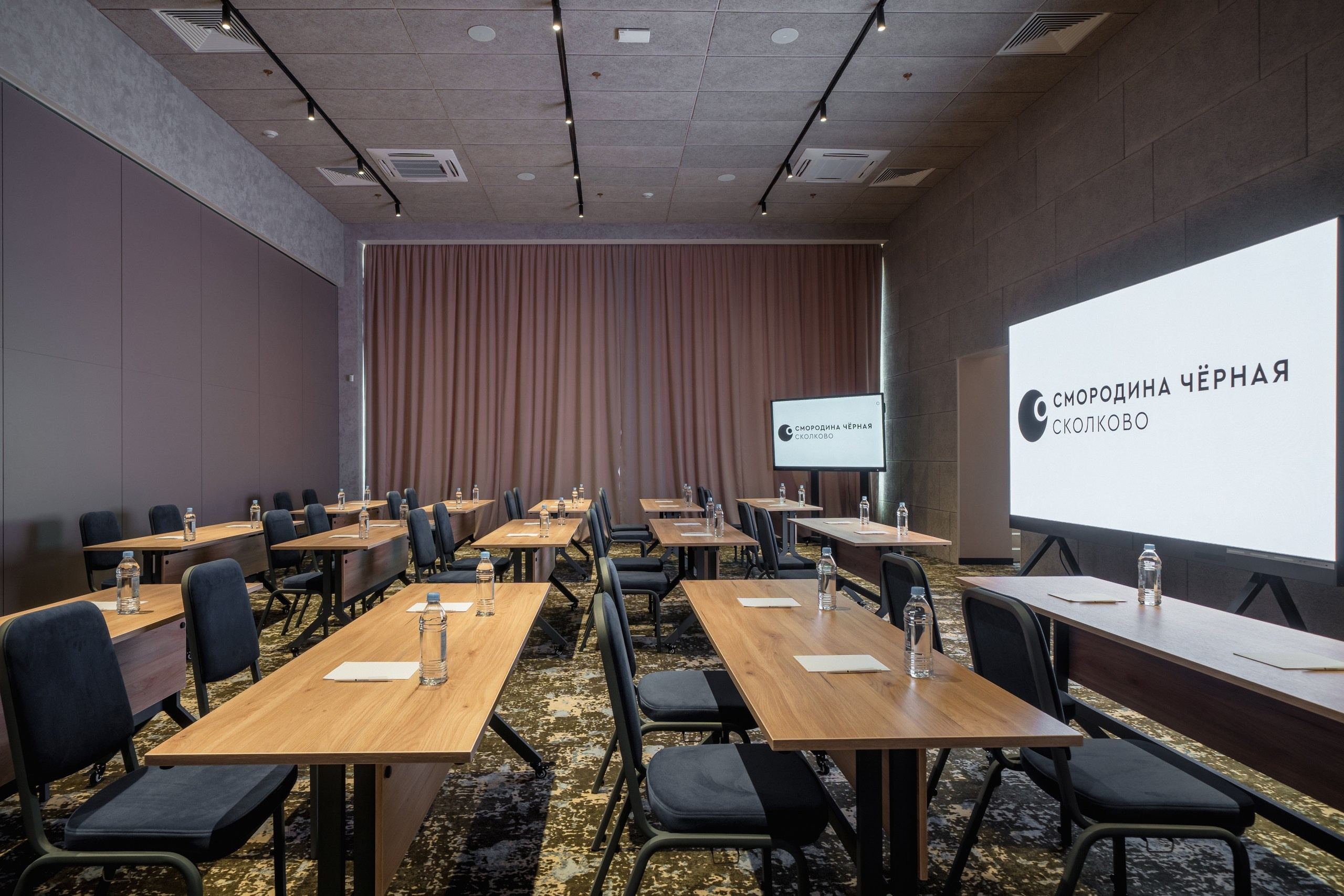 Chernaya Smorodina Skolkovo Hotel. Svyatoslav Bunkov | photographer