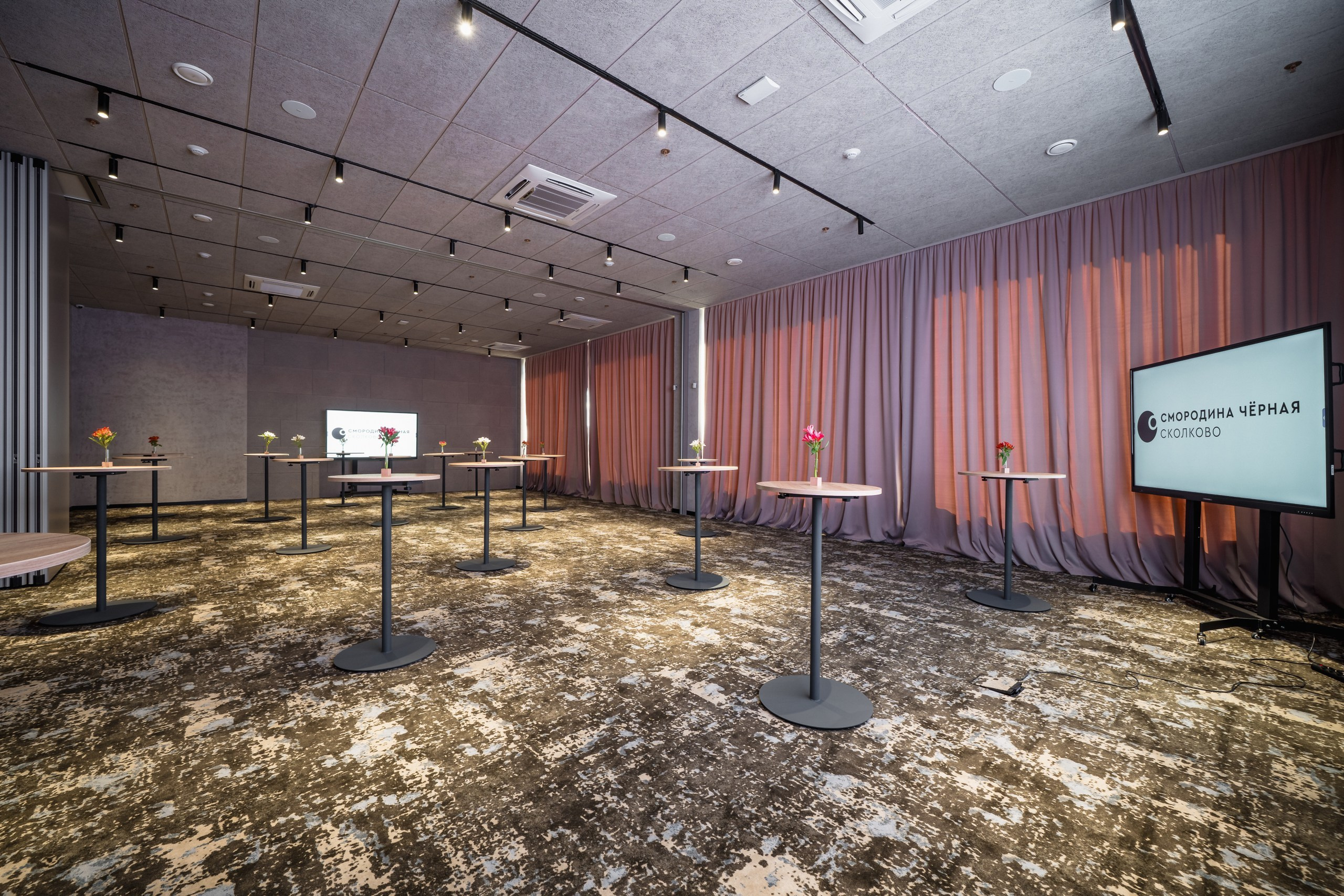 Chernaya Smorodina Skolkovo Hotel. Svyatoslav Bunkov | photographer