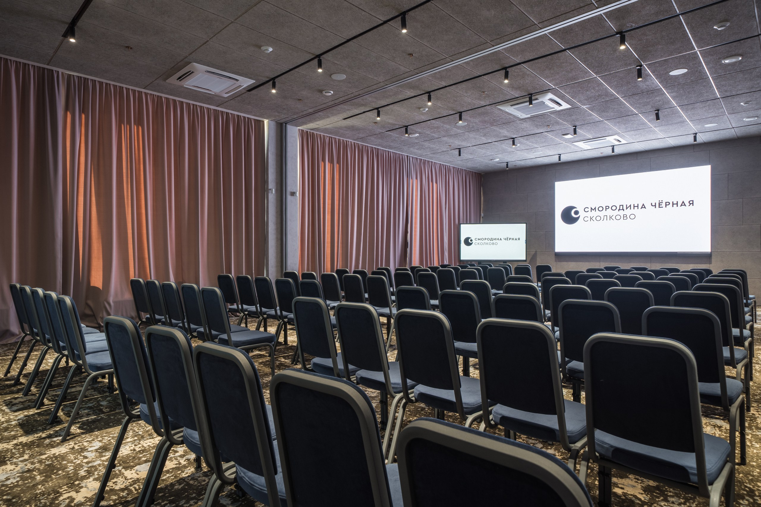 Chernaya Smorodina Skolkovo Hotel. Svyatoslav Bunkov | photographer