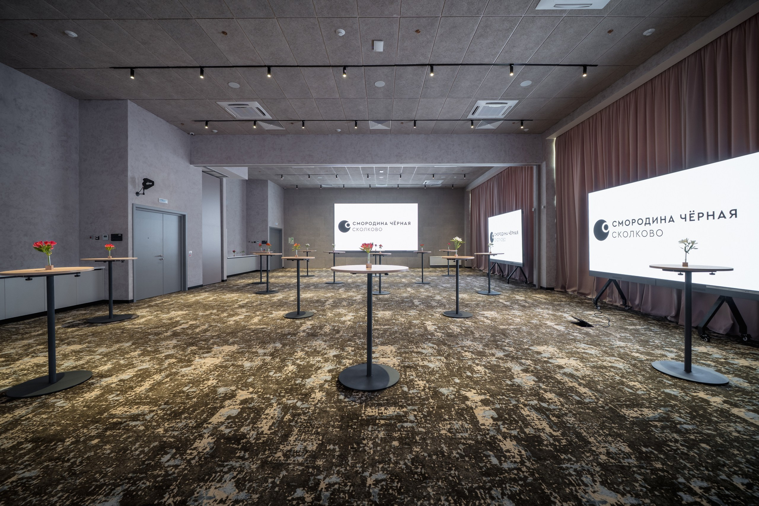 Chernaya Smorodina Skolkovo Hotel. Svyatoslav Bunkov | photographer
