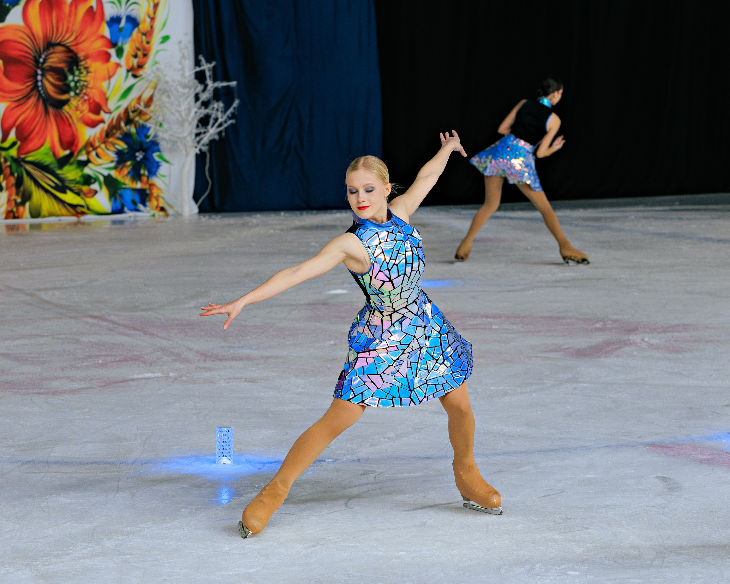 Детский театр на льду «АЛЕКО». Выпускные альбомы и школьный фотограф в Подольске, Троицке, Щербинке, Москве и Московской области