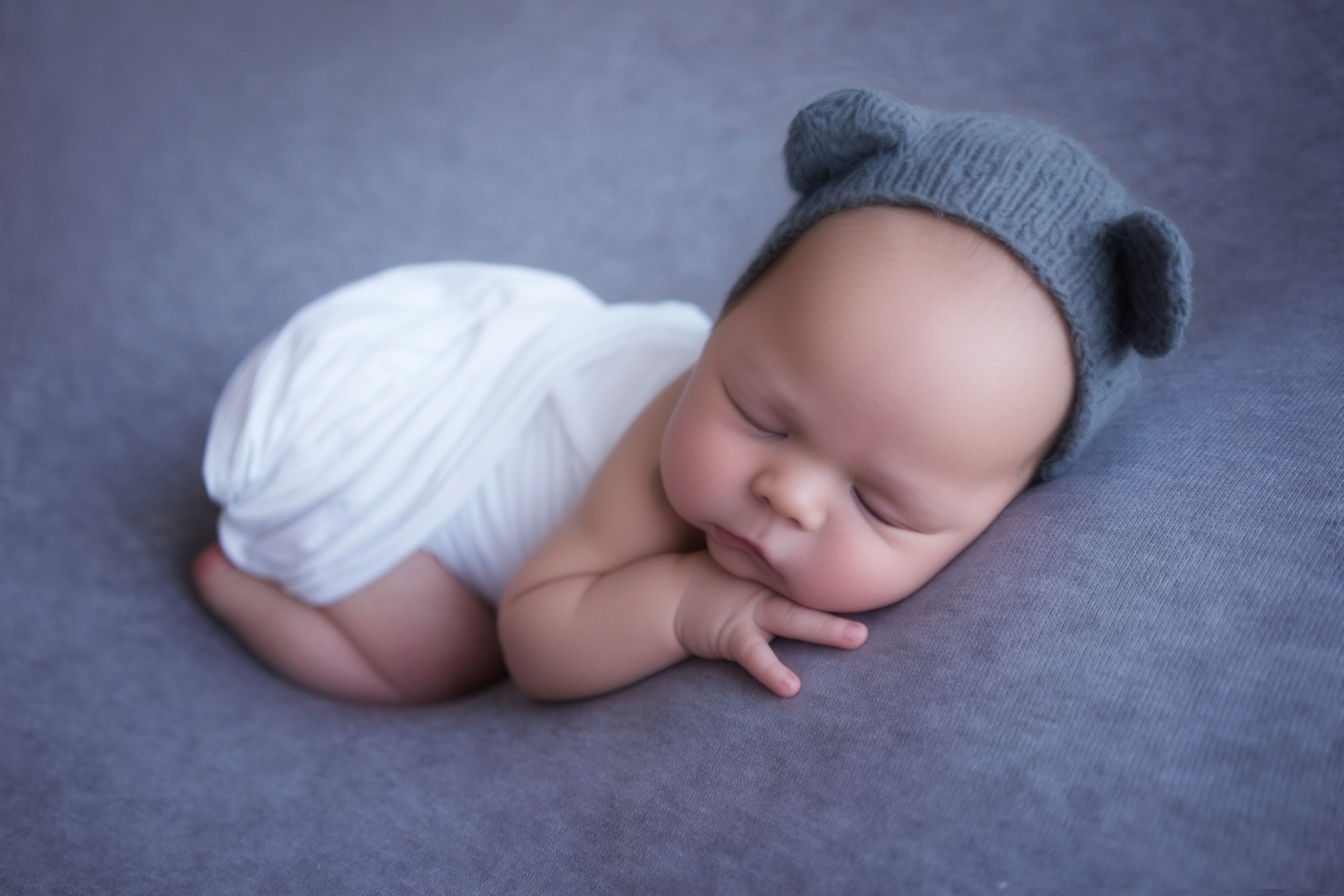 Фотограф новорождённых newborn деток до года в Кемерово Ксения Вакула