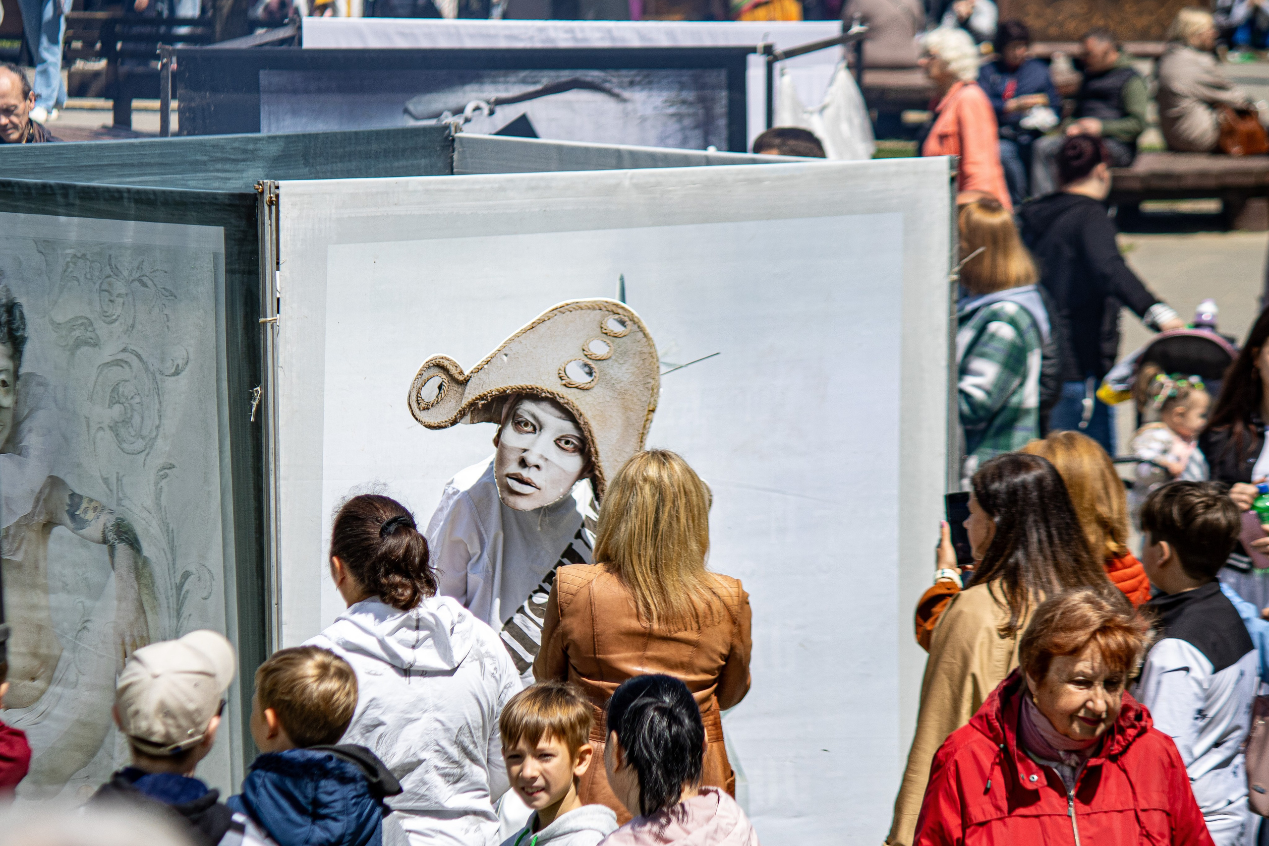 Street Theatre Parade / Platonov Fest, Voronezh. Photographer Natalia Mershina
