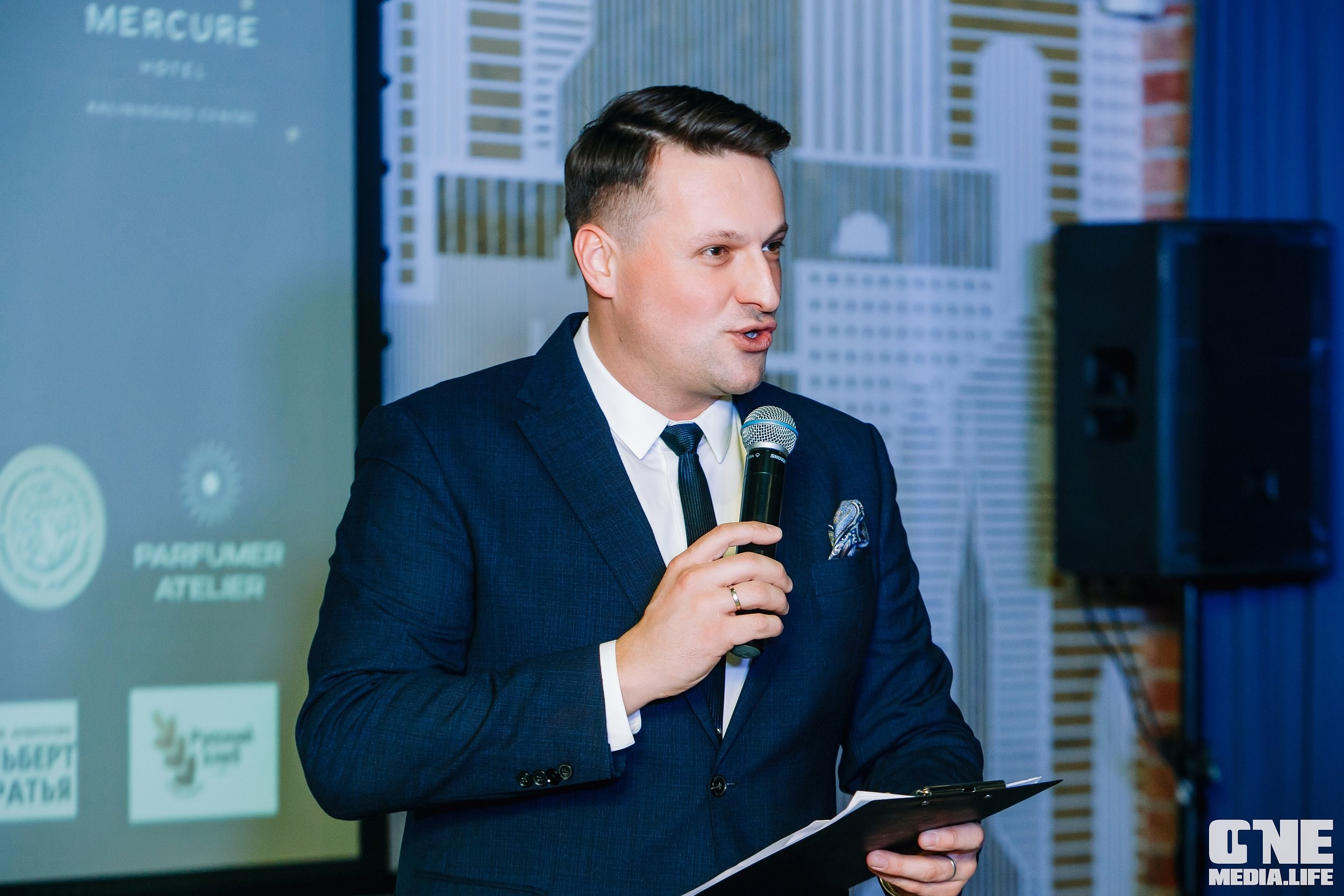 Новогодний Огонёк от Верю в Чудо. One Media Life: фоторепортажи, фотоотчеты с мероприятий и заведений