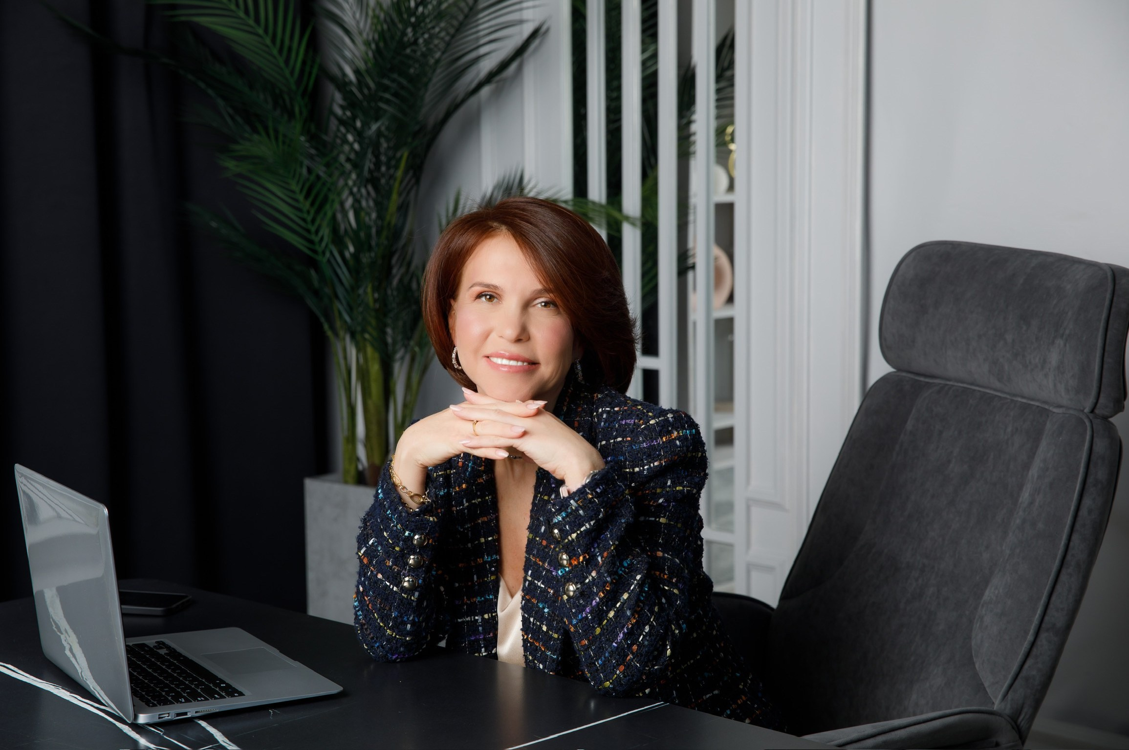 Контент съёмка для Ираиды Чиркиной, риэлтора. Портретный и семейный фотограф Юлия Герман