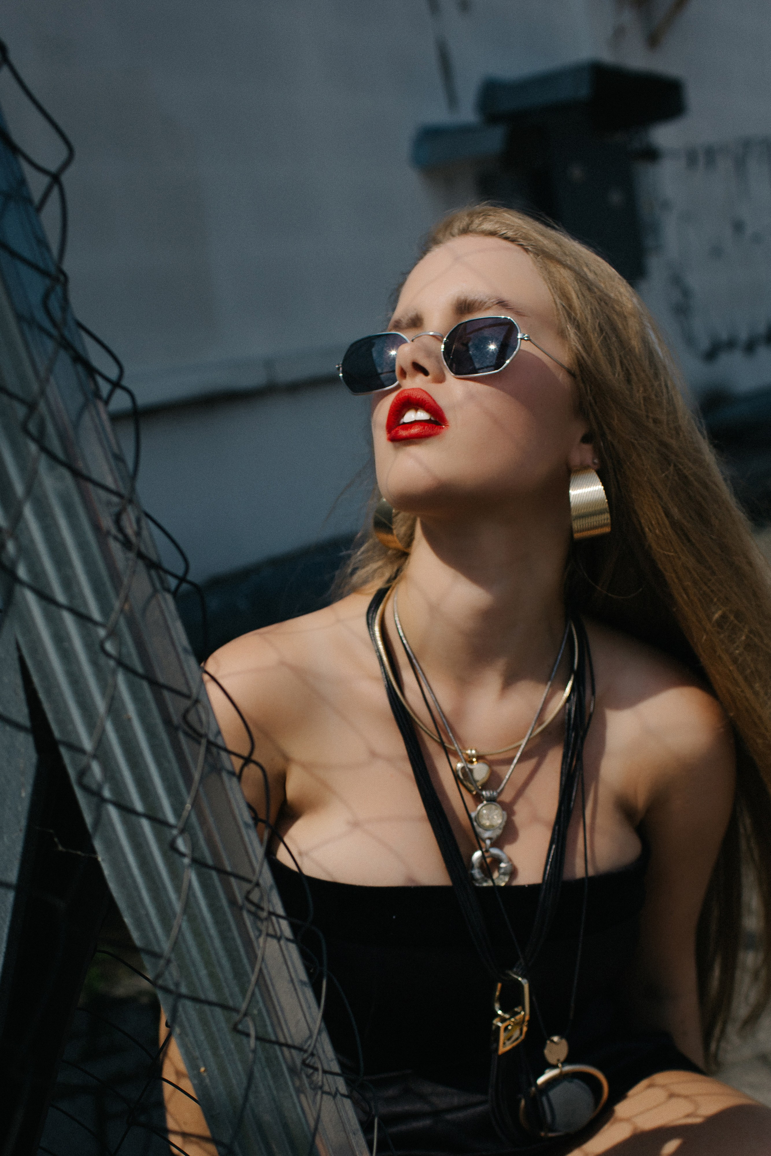 София. Съёмка на крыше паркинга в стиле Фэшн. Сергеев Алексей. Фотограф