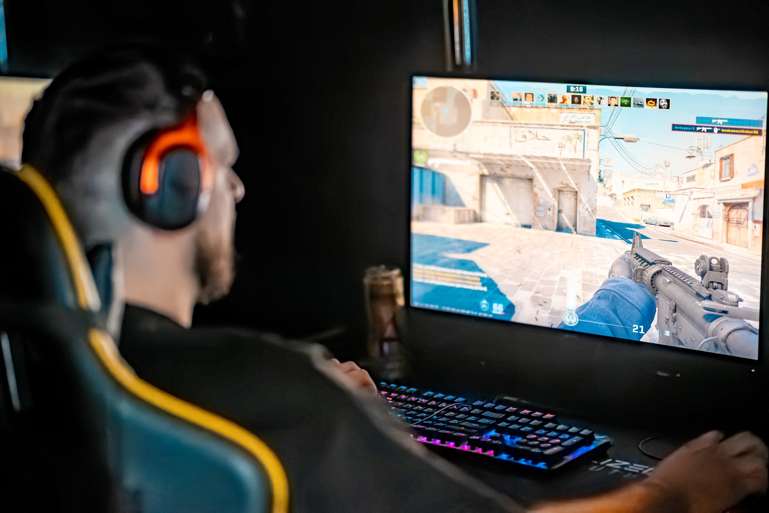 Терра Ассистанс, корпоратив в кибер-клубе. Марк Шишкин — репортажный фотограф в Воронеже и России