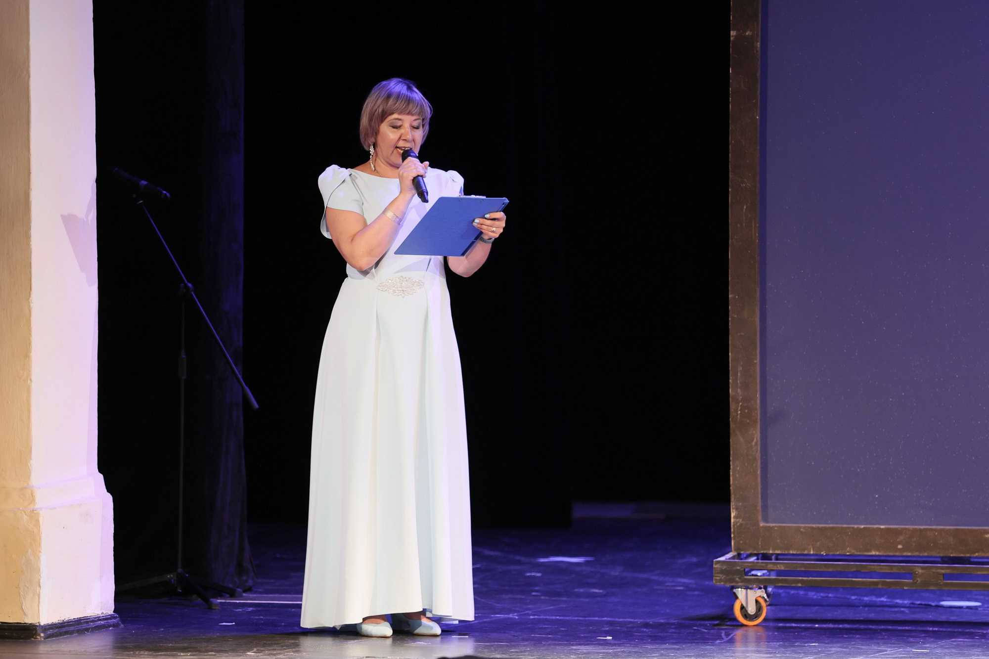 Выпускной вечер в Севастопольской гимназии № 1 имени А. С. Пушкина. Свадебный фотограф, фотосъемка в Крыму, Севастополе, Симферополе, Ялте