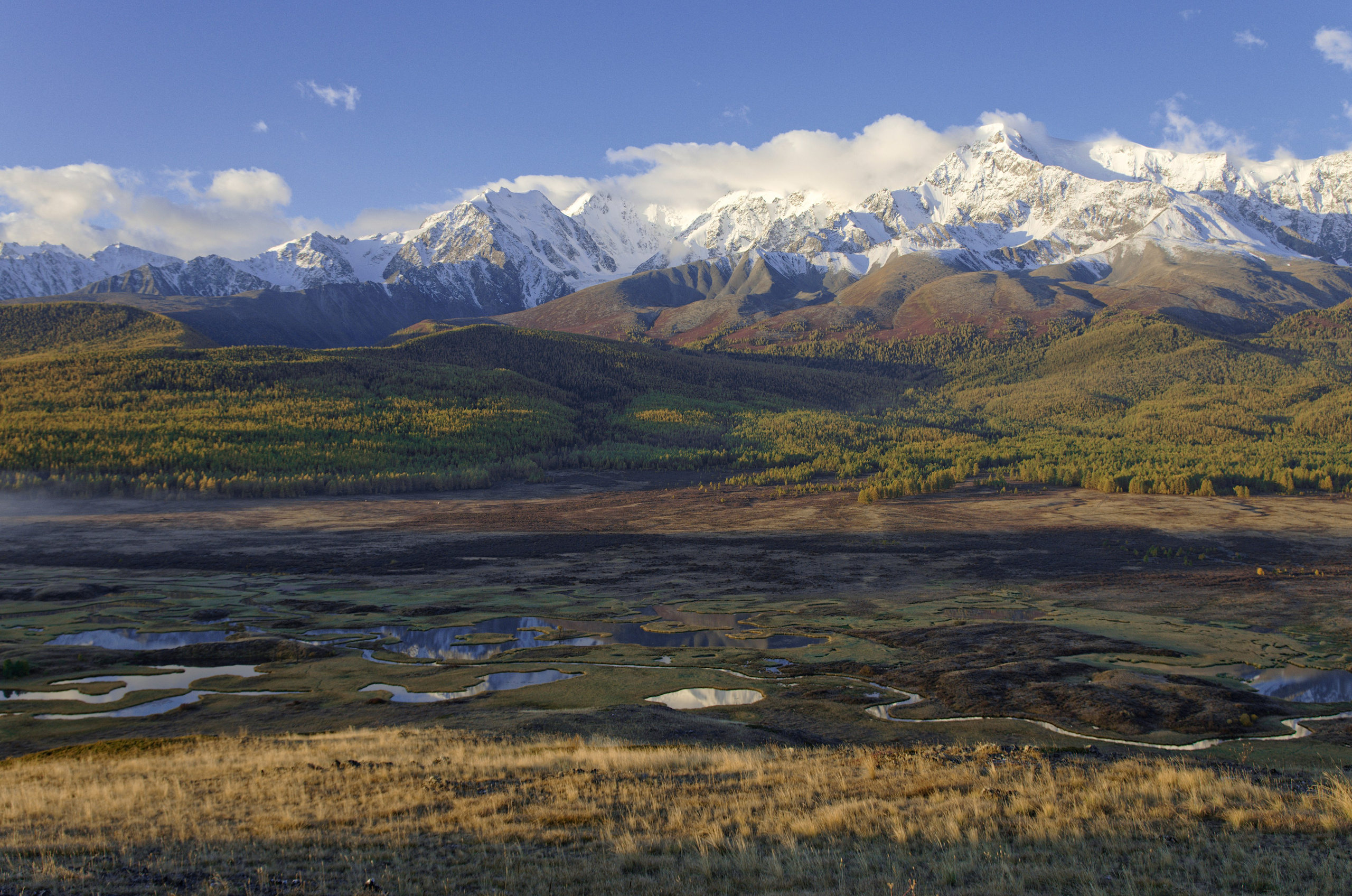 Это не фотошоп. Я видел это в горах Алтая. Семоха Валерий. Фотограф