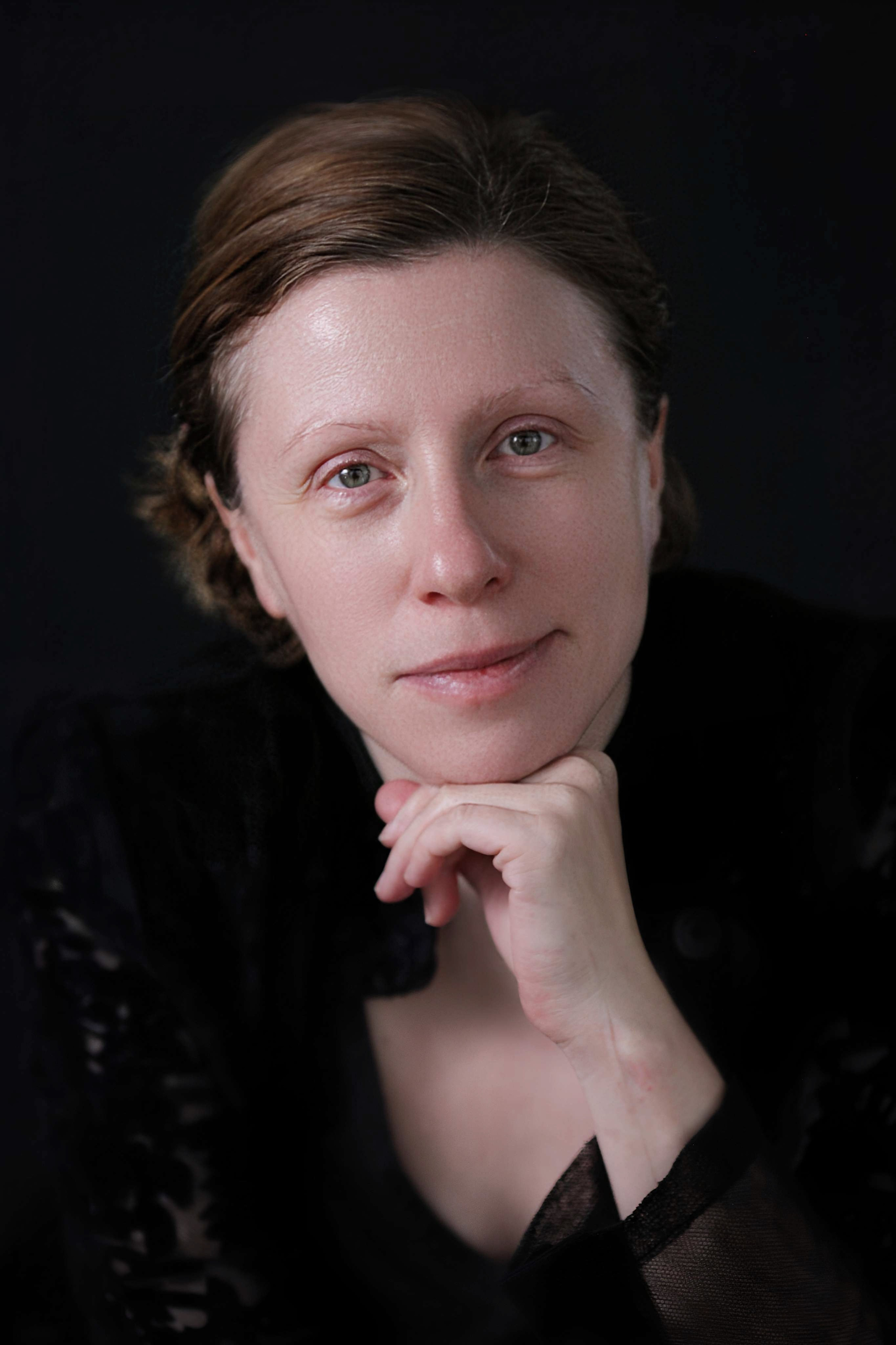 В тени света — студийная фотосессия. Фотограф Эмили Высоцкий