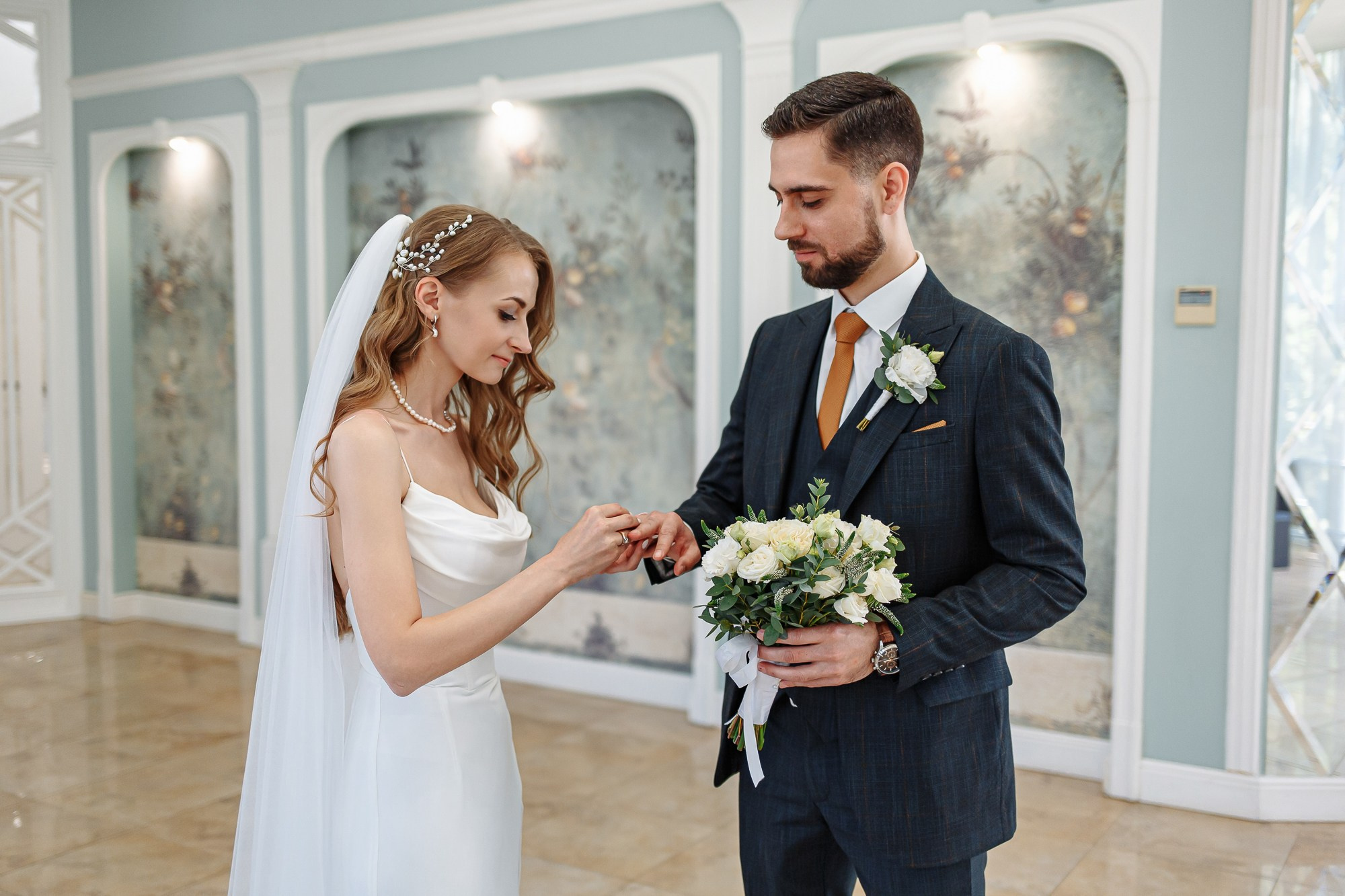 Загс в Железнодорожном (Балашиха) фотографии росписи. Свадебный фотограф Москва и МО Сергей Киржаев