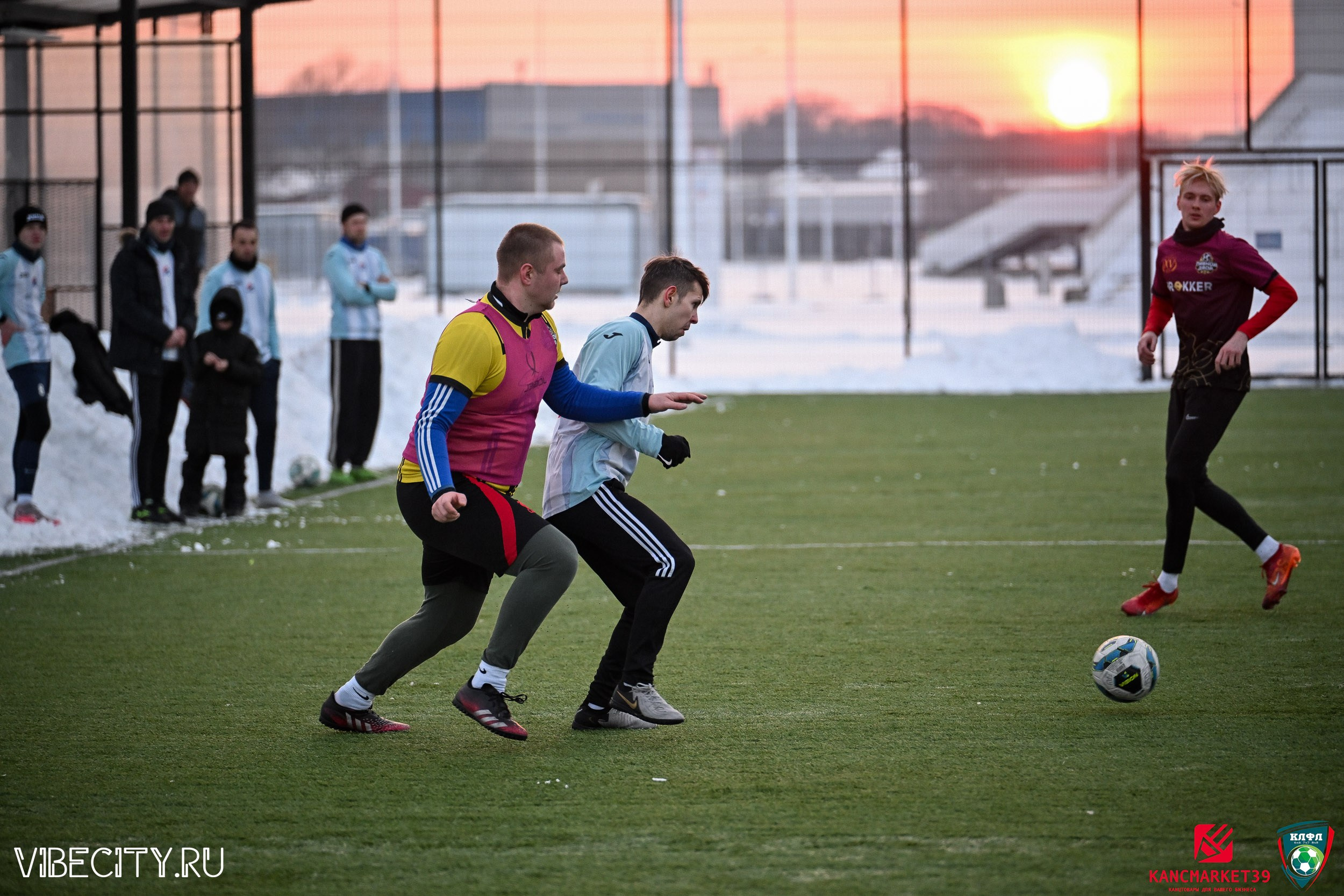 Калининградская Любительская Футбольная Лига, Премьер лига 14 тур, Бауцентр-Пивной двор. VIBECITY.RU Вайб Сити Ру Фоторепортажи Фотоотчеты Калининград