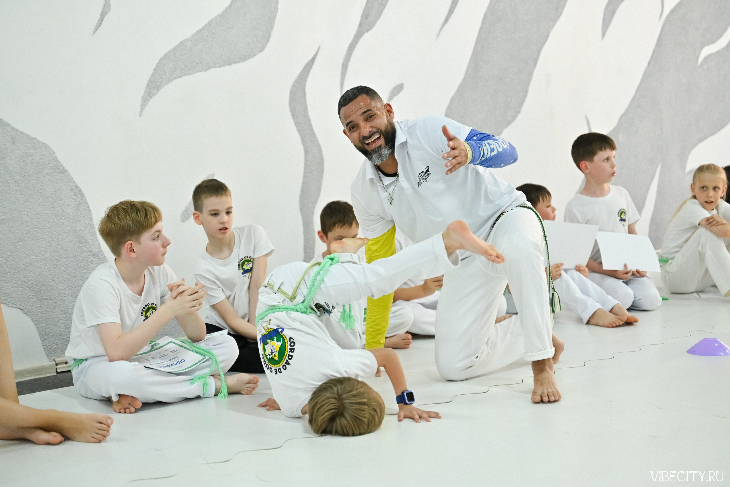 Capoeira: 4-е batizado e Troca de cordao. VIBECITY.RU Вайб Сити Ру Фоторепортажи Фотоотчеты Калининград