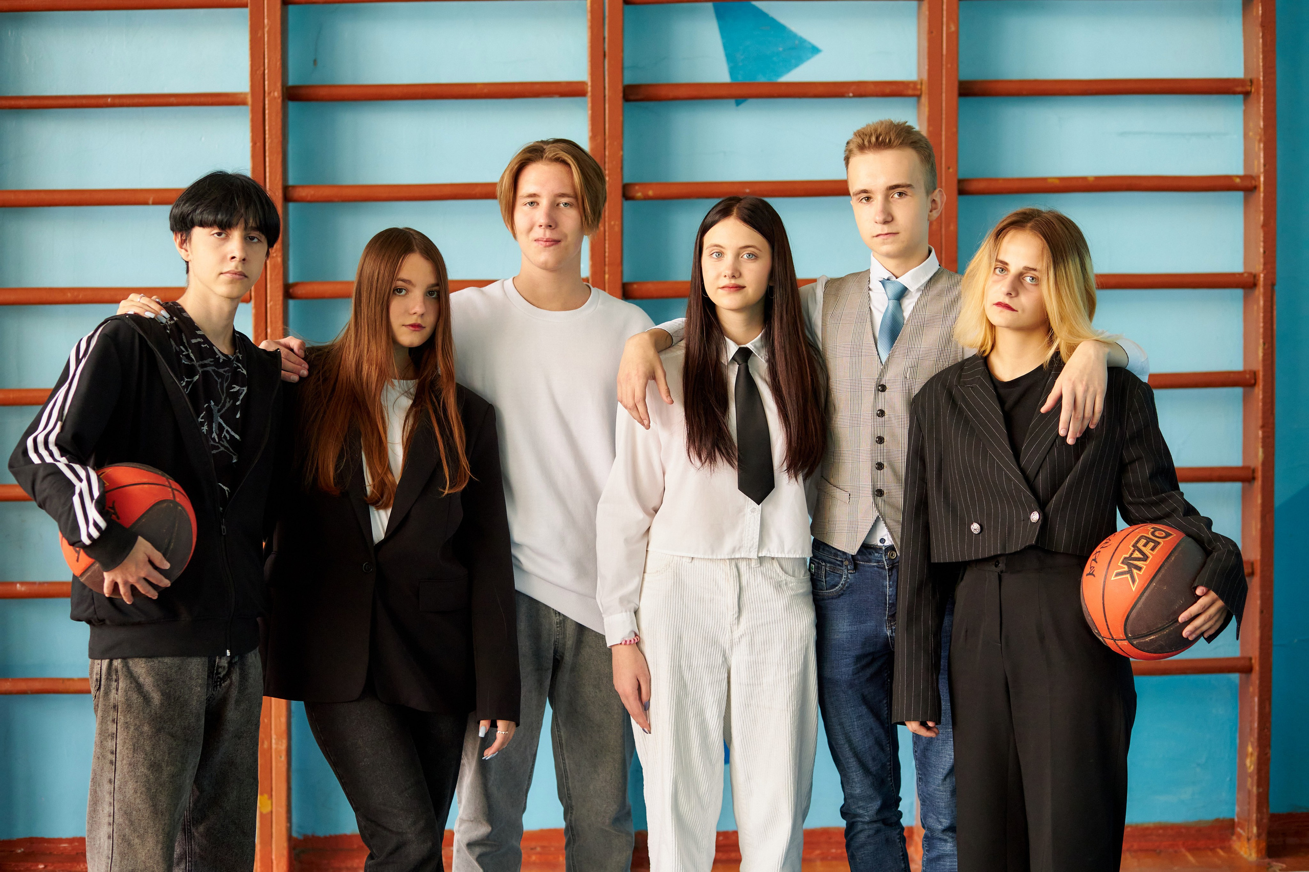 Для старшей школы. Школьный фотограф Леонова Наталия