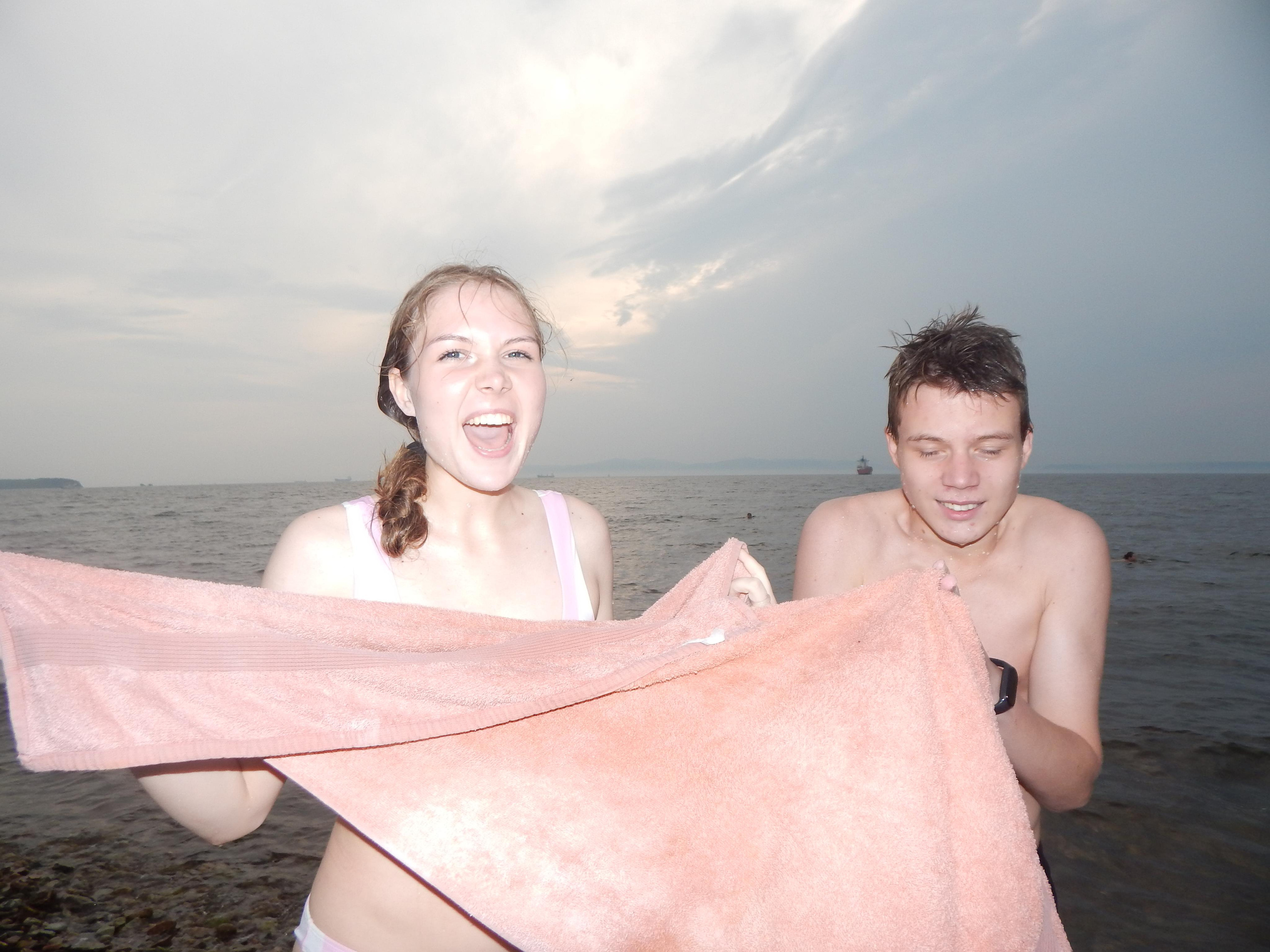 Baby teeth, stay with me. Vova Lebedev