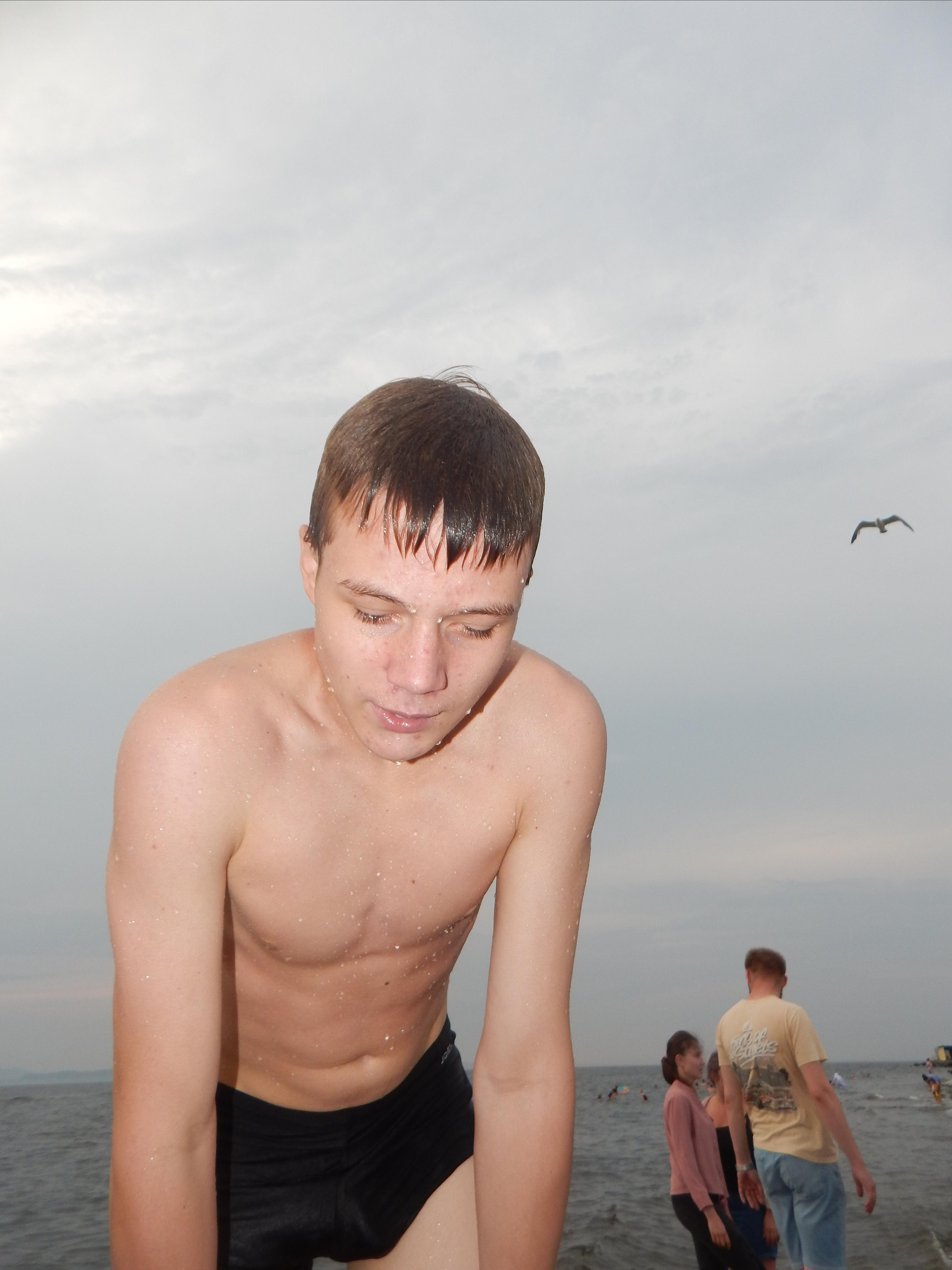 Baby teeth, stay with me. Vova Lebedev