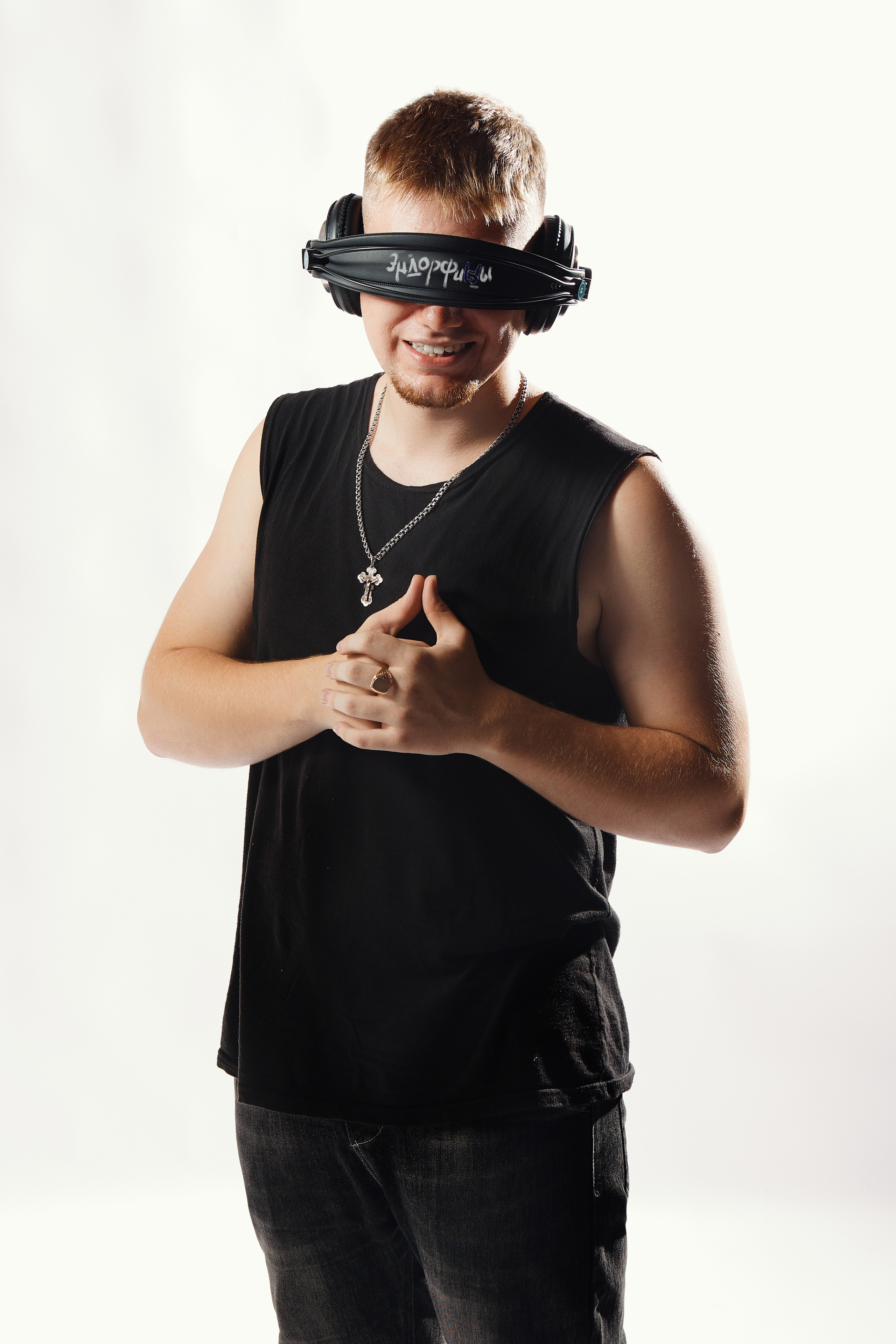 Портрет солиста группы Эндорфины. Дмитрий Иванов