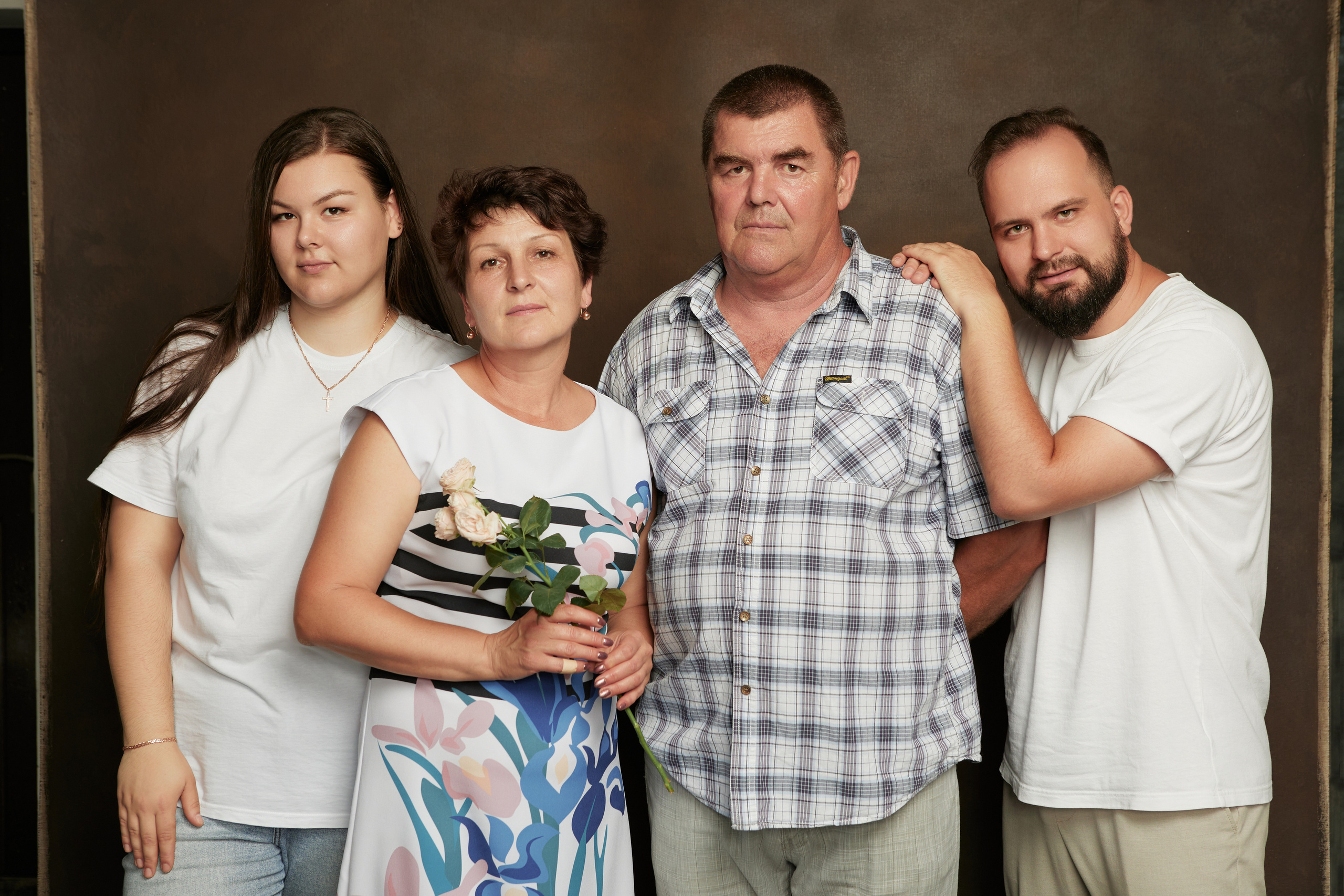 Семейный портрет в фотостудии