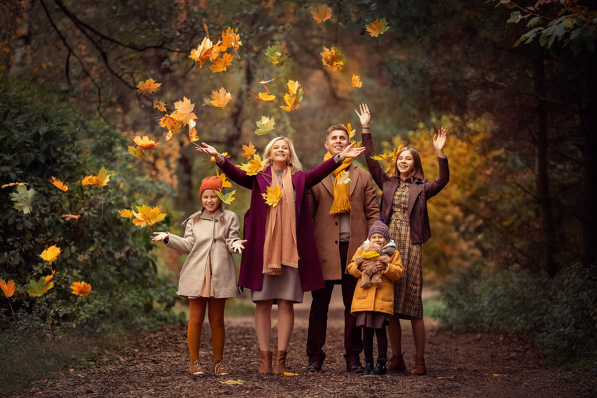 Семейная фотосессия в ярких красках осени. Tatyana Nadezhdina Family photographer
