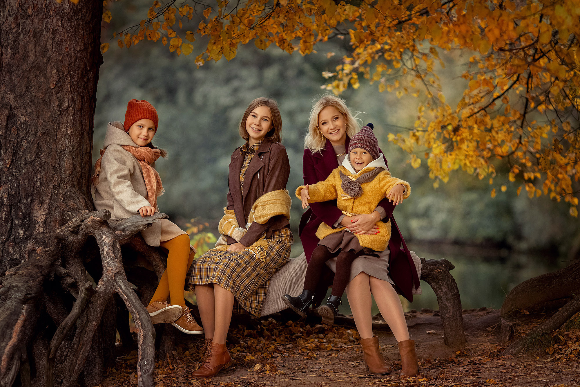 Семейная фотосессия в ярких красках осени. Tatyana Nadezhdina Family photographer