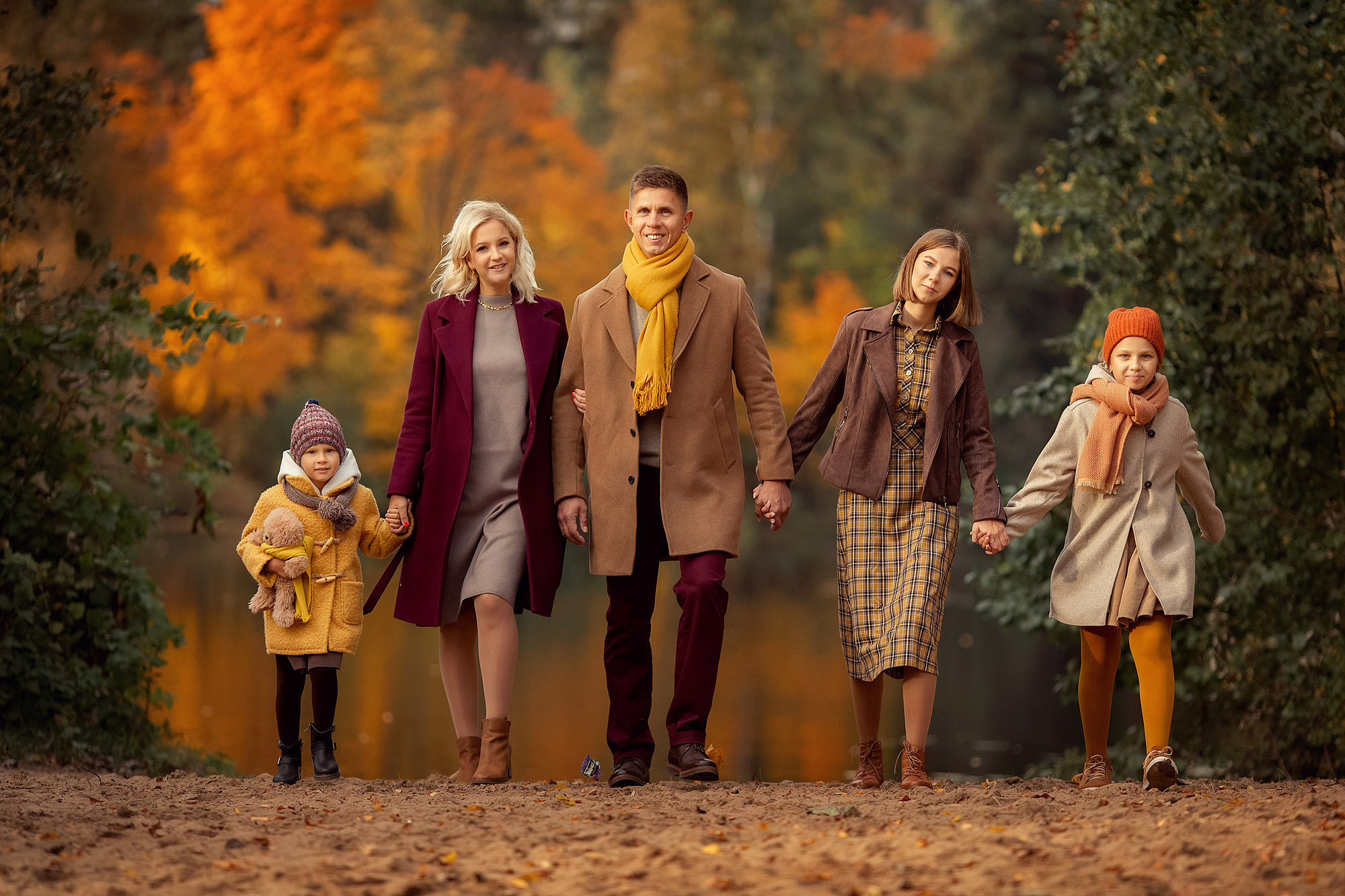 Семейная фотосессия в ярких красках осени. Tatyana Nadezhdina Family photographer