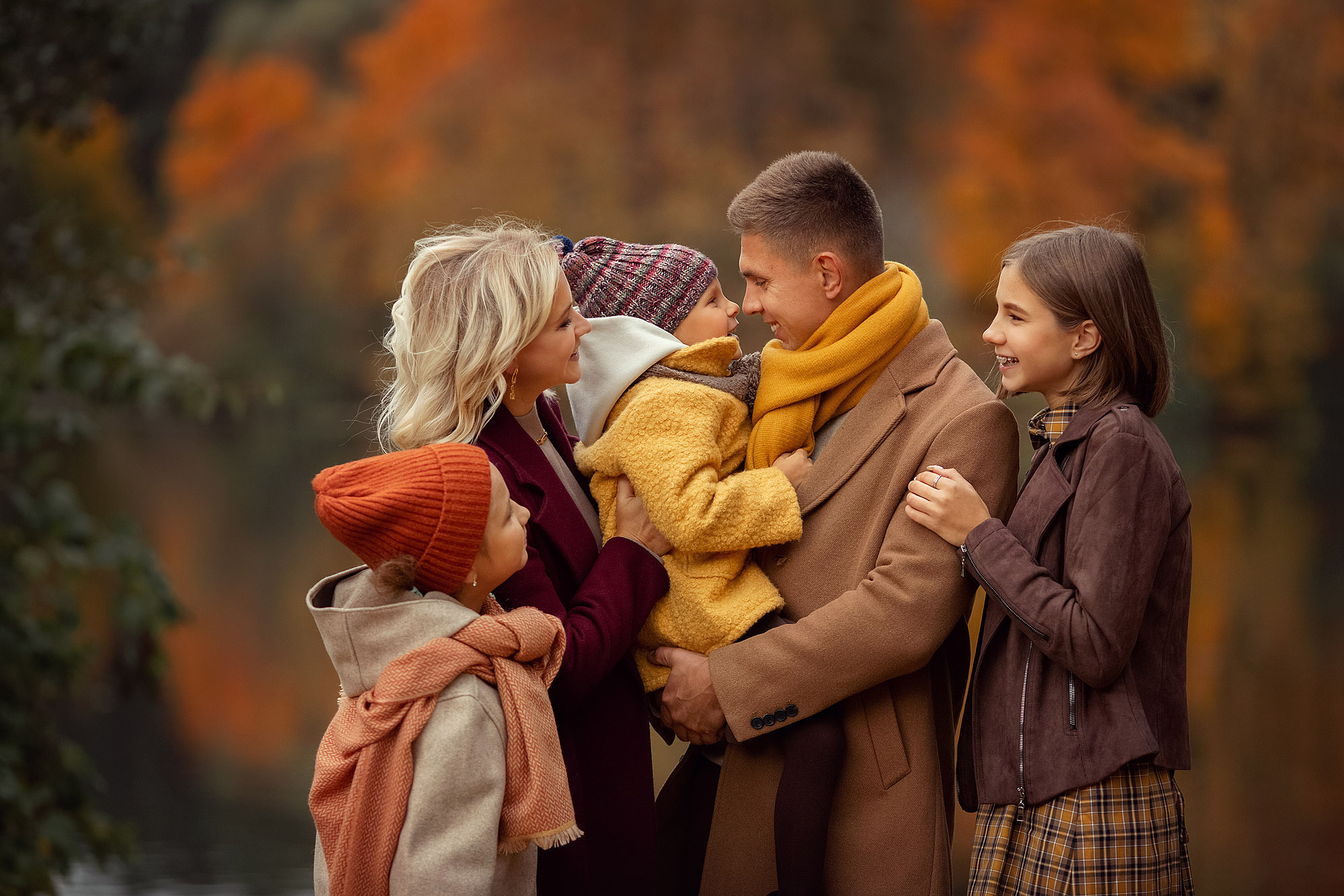 Семейная фотосессия в ярких красках осени. Tatyana Nadezhdina Family photographer
