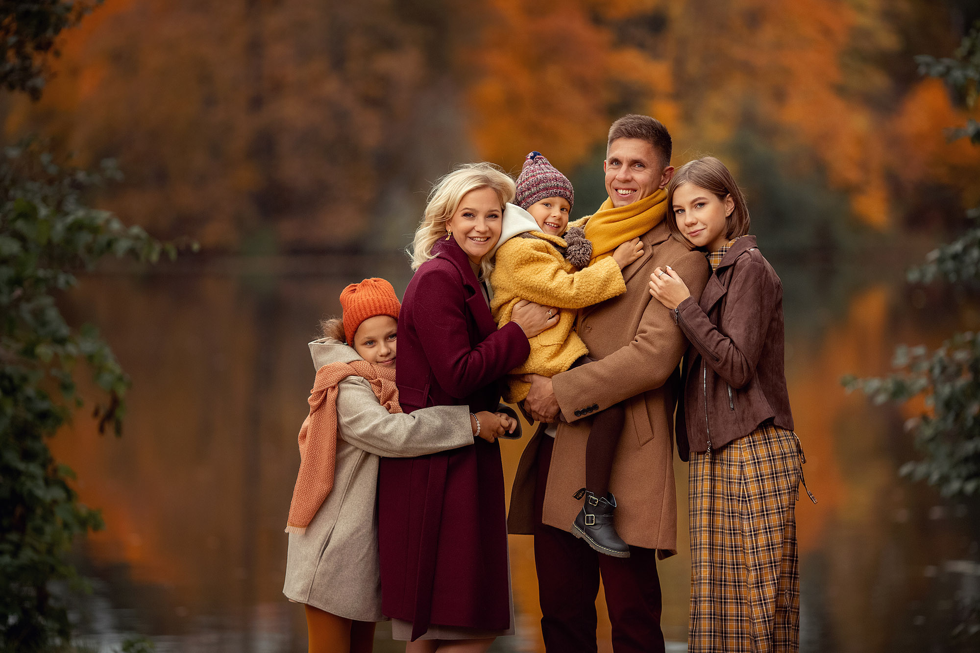 Семейная фотосессия в ярких красках осени. Tatyana Nadezhdina Family photographer