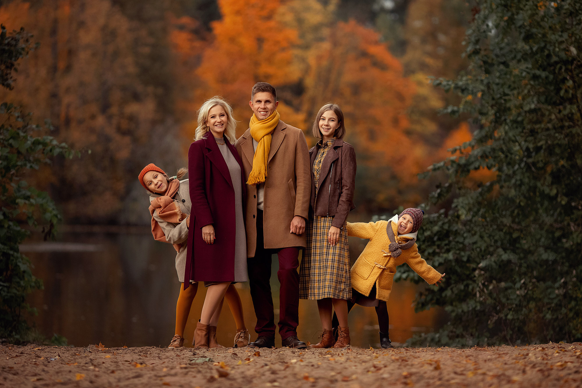 Семейная фотосессия в ярких красках осени. Tatyana Nadezhdina Family photographer
