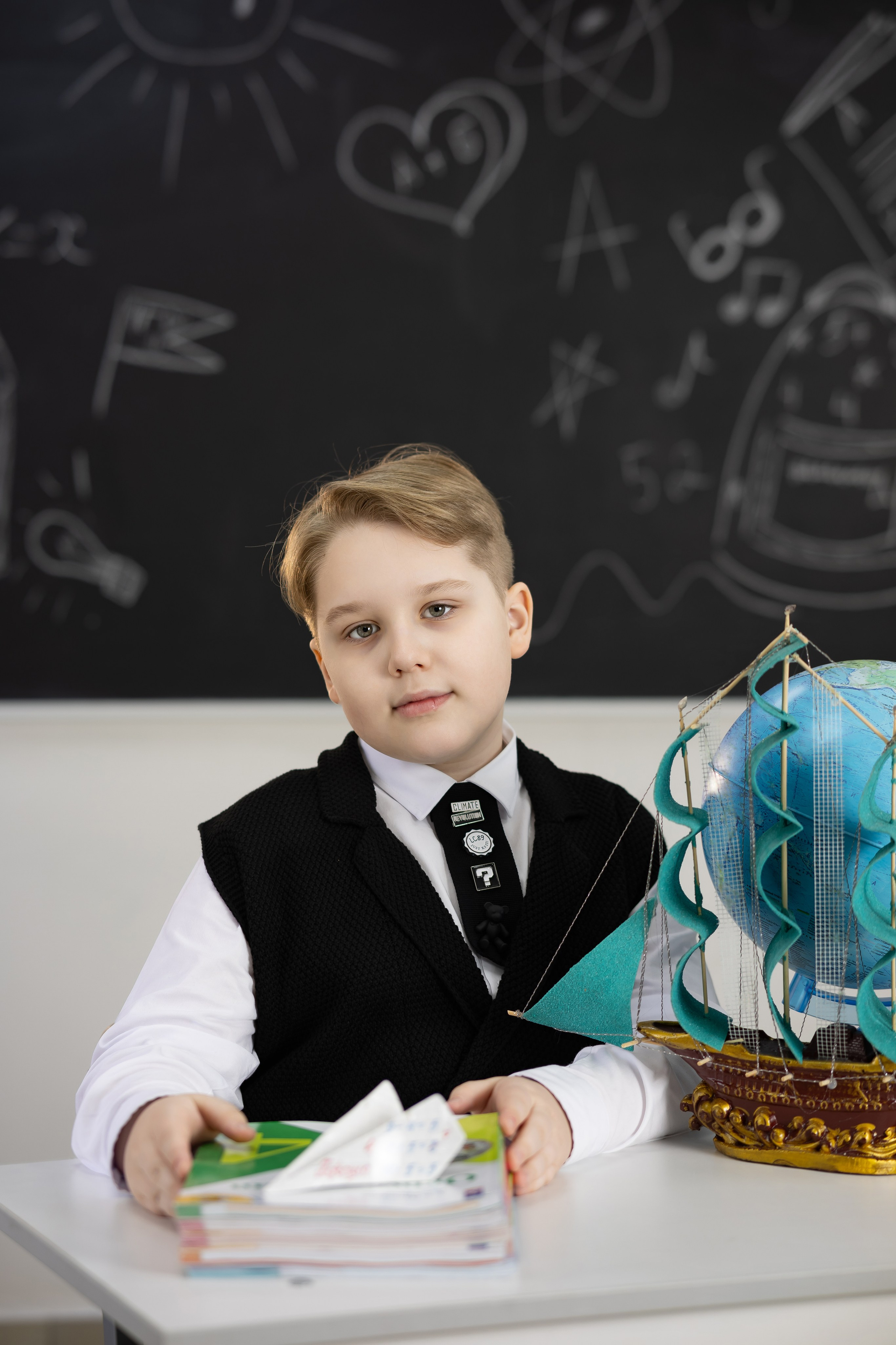 Выпускной альбом для начальной школы. Семейный, школьный фотограф в Нижнем Новгороде Елена Сентюрева