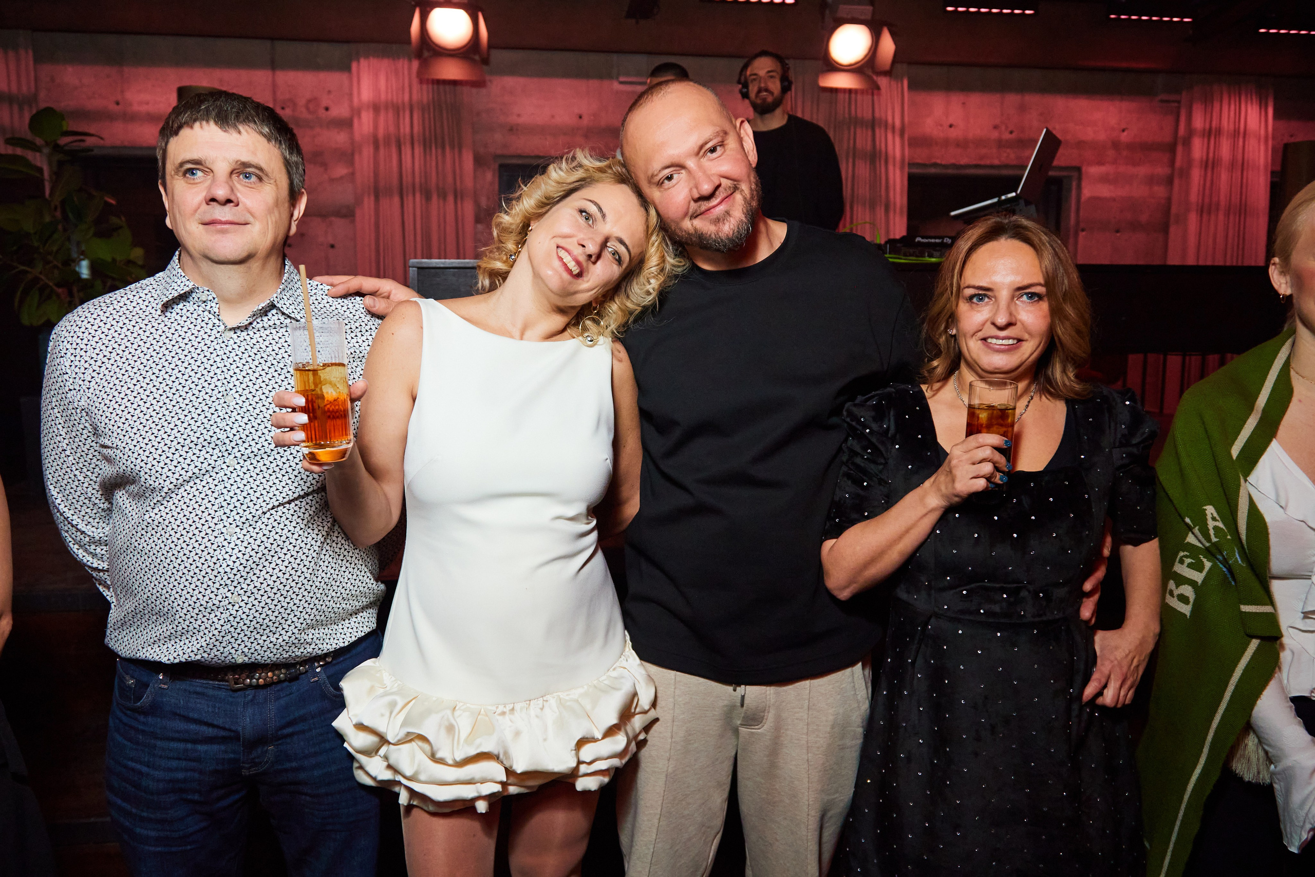 Юбилей Анны: фото и видеосъёмка праздника в Москве | Akhmedov Team кейс. Фото и видеосъёмка бизнес-мероприятий под ключ в Москве и МО — Akhmedov Team