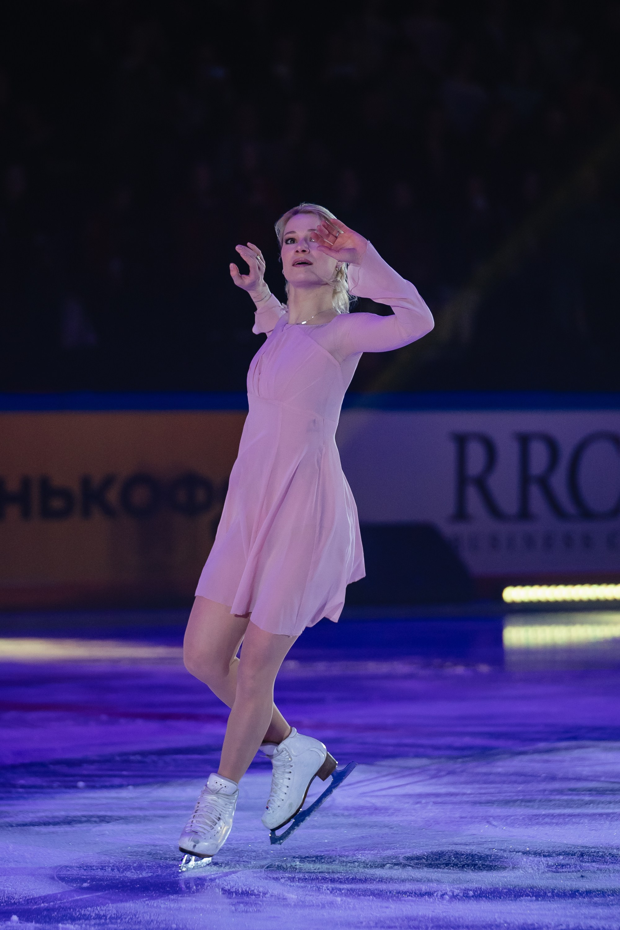 Шоу «Чемпионы на льду» в Новосибирске. Воробьева Ксения — Спортивный и танцевальный фотограф Новосибирск