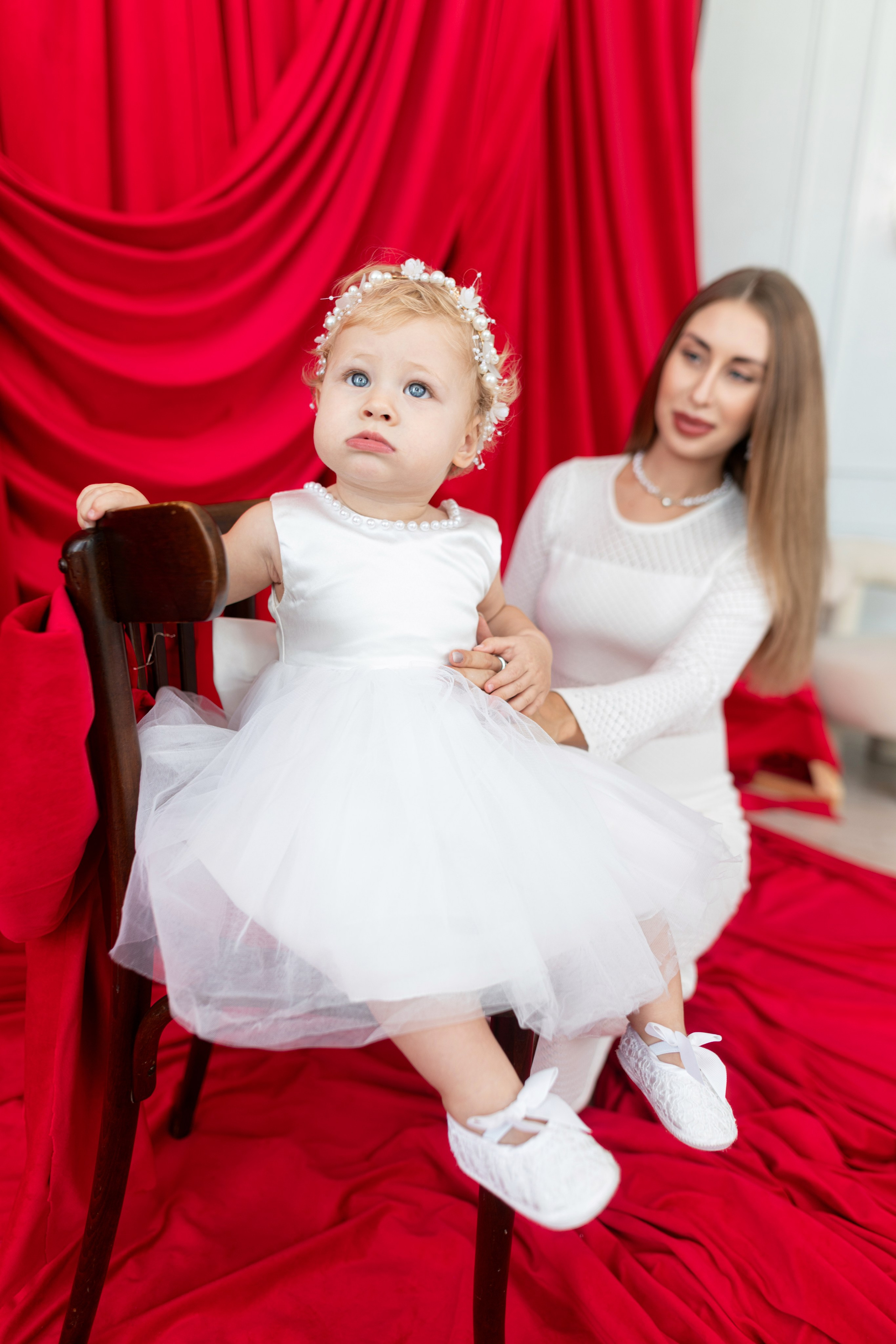 Семейная съемка для Яны и Дани в интерьере. Дмитрий Шульгин, портретный фотограф в Воронеже