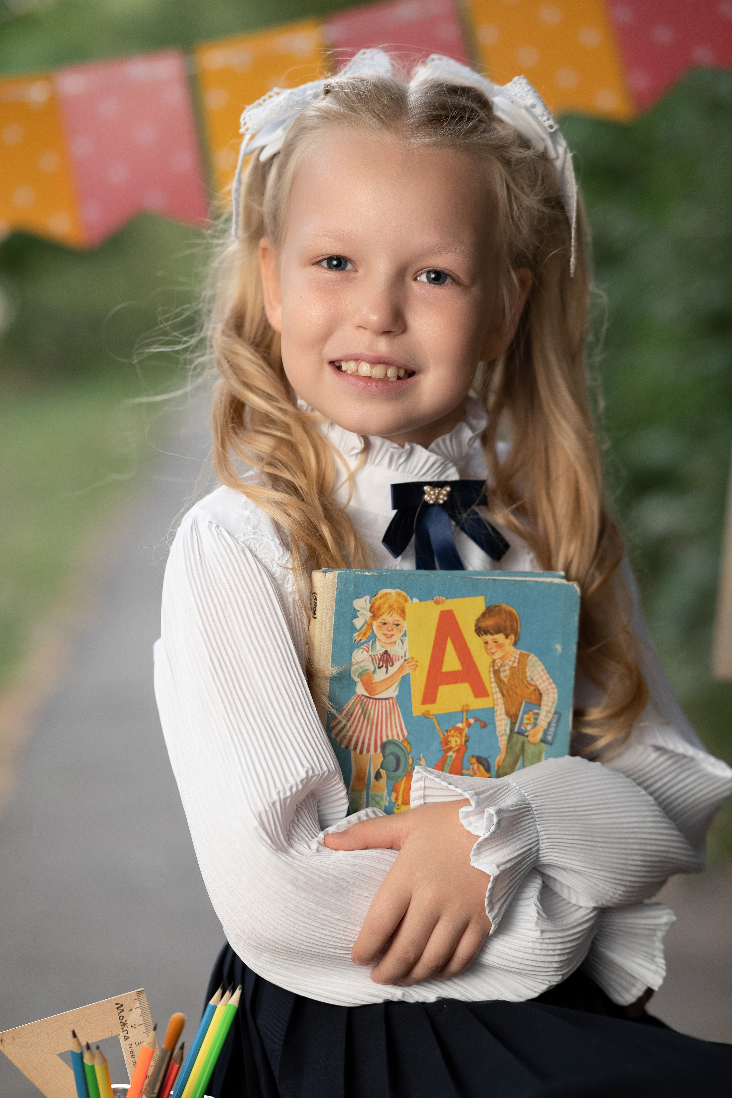 Здравствуй, школа! Фотосессия для первоклассников