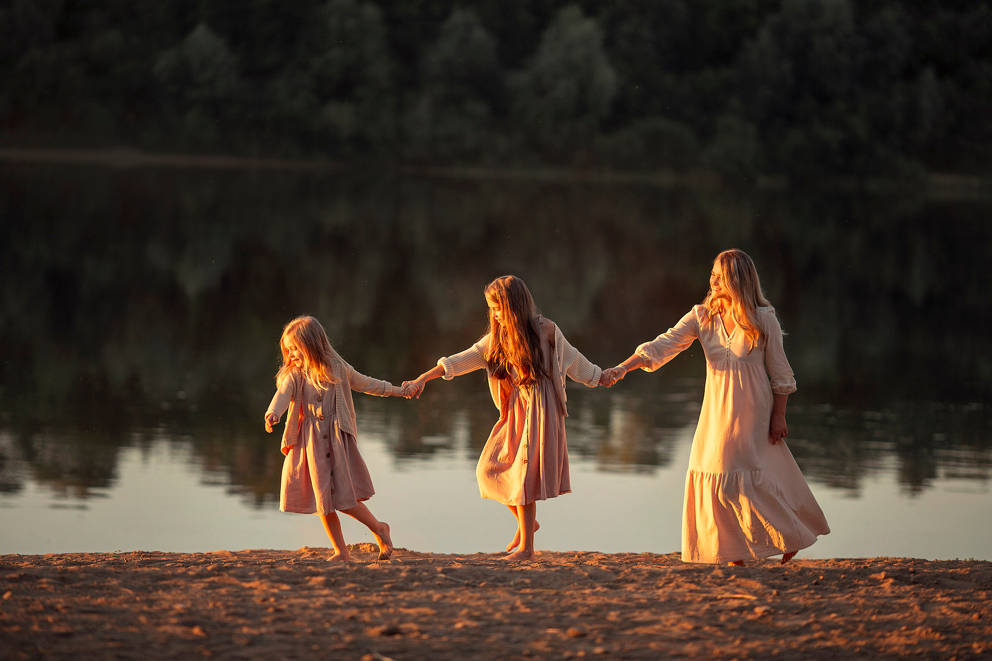 Очень нежная Фотосессия материнства мамы с дочками. Tatyana Nadezhdina Family photographer