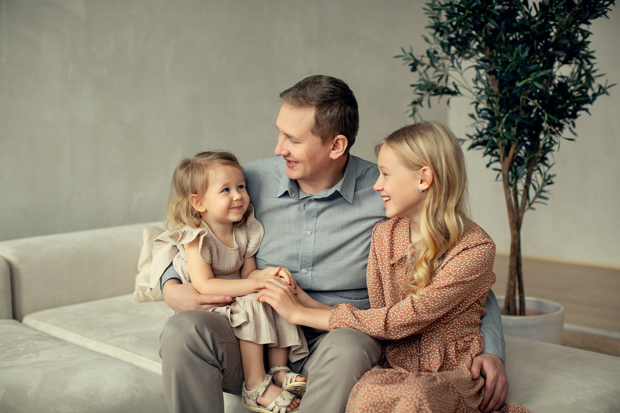 Фотосессия большой семьи в студии. Tatyana Nadezhdina Family photographer