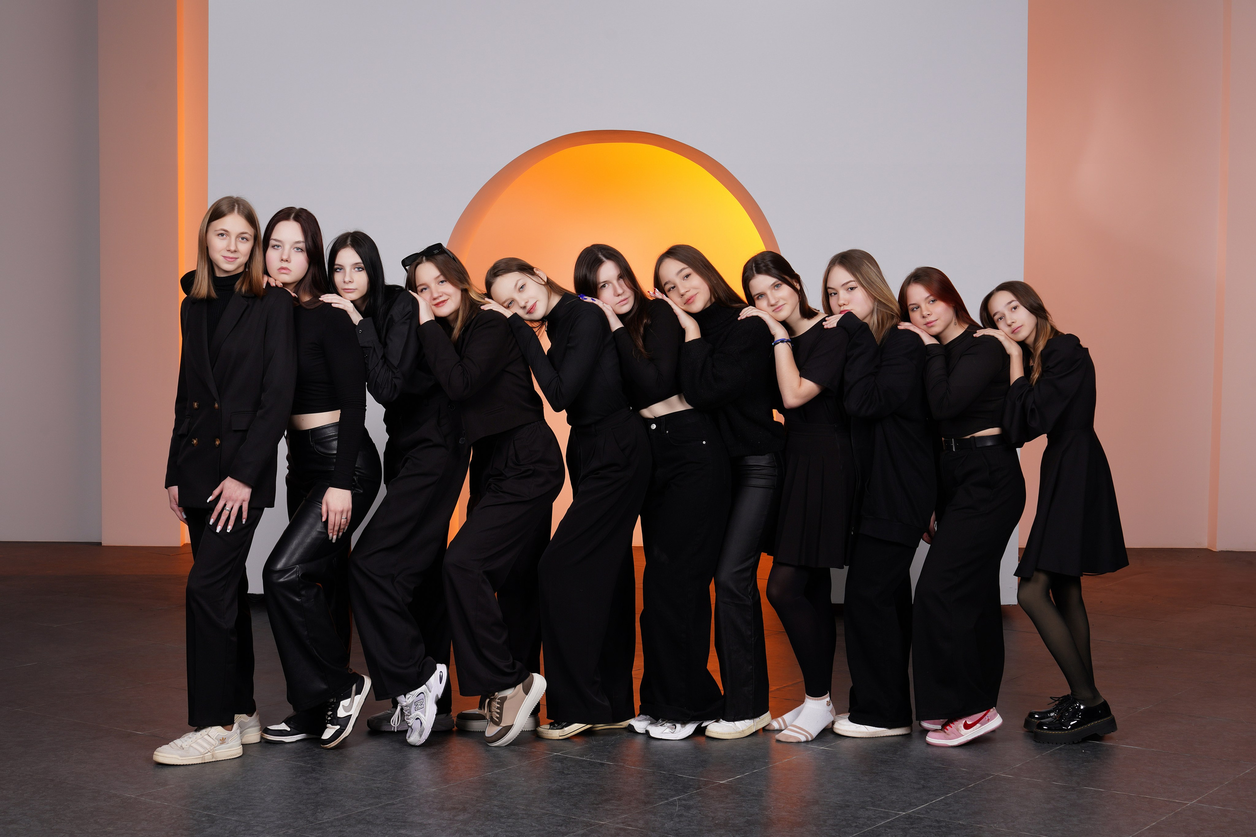 Школьная студия 9,11 класс. Фотограф Герман