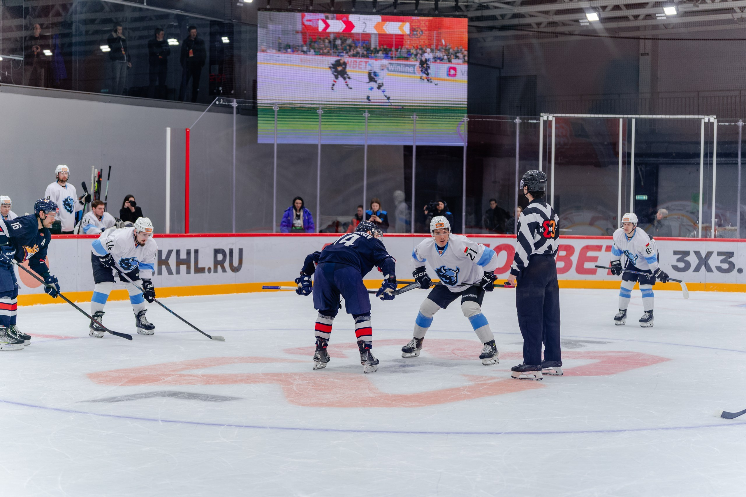 Чемпионат КХЛ 3×3. 16-й тур / Суперигра. Репортажный фотограф в Москве Измалков Артем