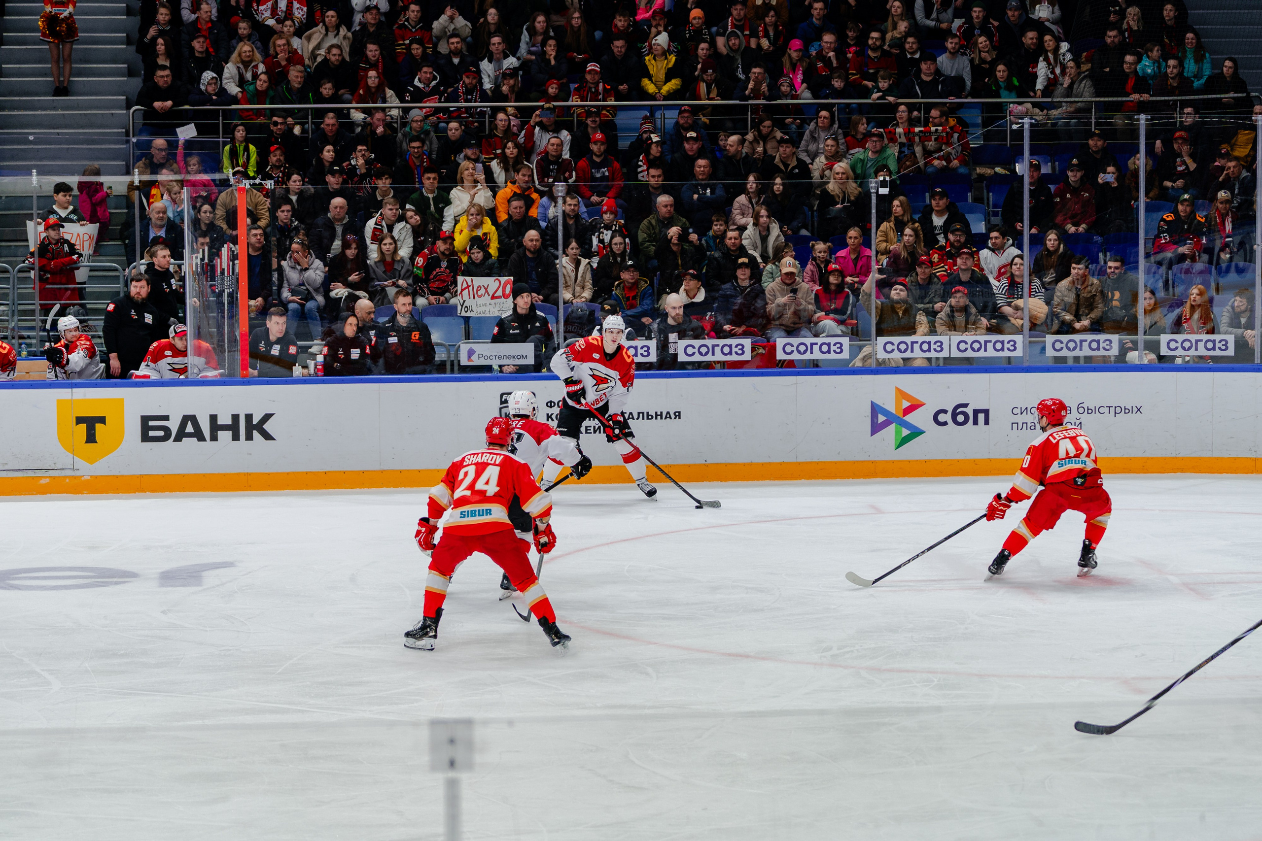 КХЛ КУНЬЛУНЬ РС — АВАНГАРД 22 МАРТА 2025. Репортажный фотограф в Москве Измалков Артем