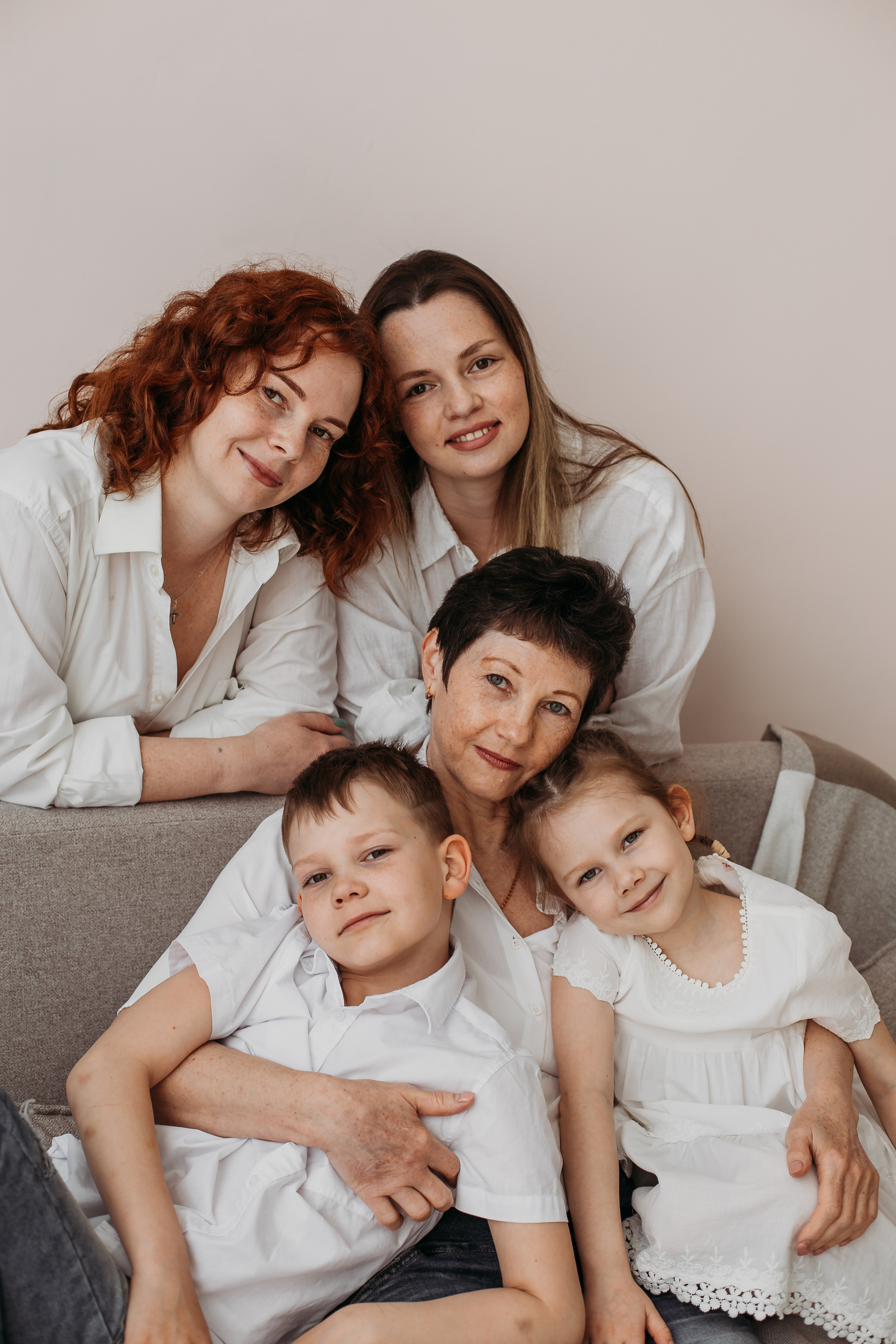 Мама. Детский и семейный фотограф, Newborn фотограф новорожденных г. Челябинск