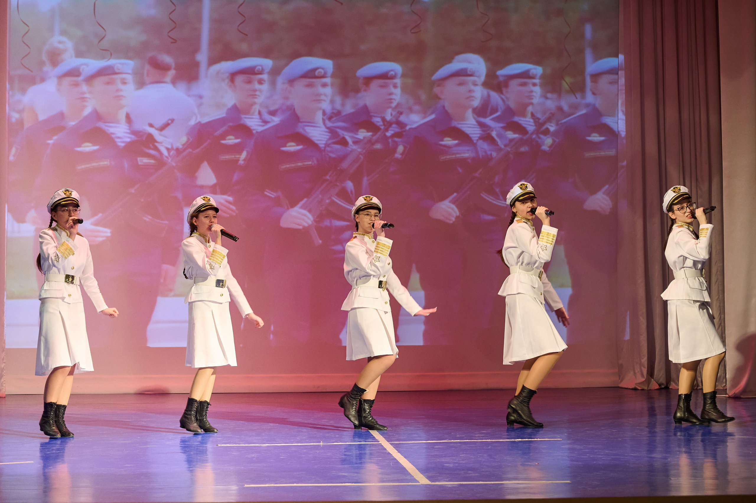 Дк Марьина Роща 23 февраля. Жизнь курорта Кабардинка в фотографиях